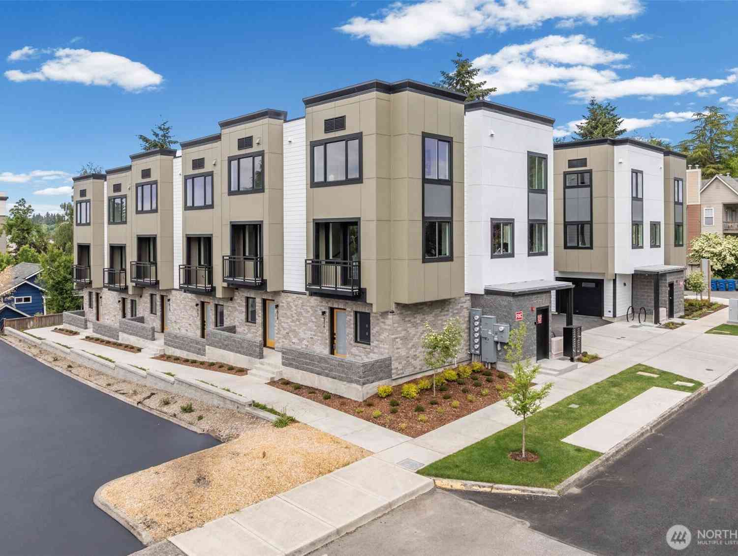 Condo For Sale - 1225 Cherry Avenue #1202<br/> Thurston County, Olympia, WA 98501