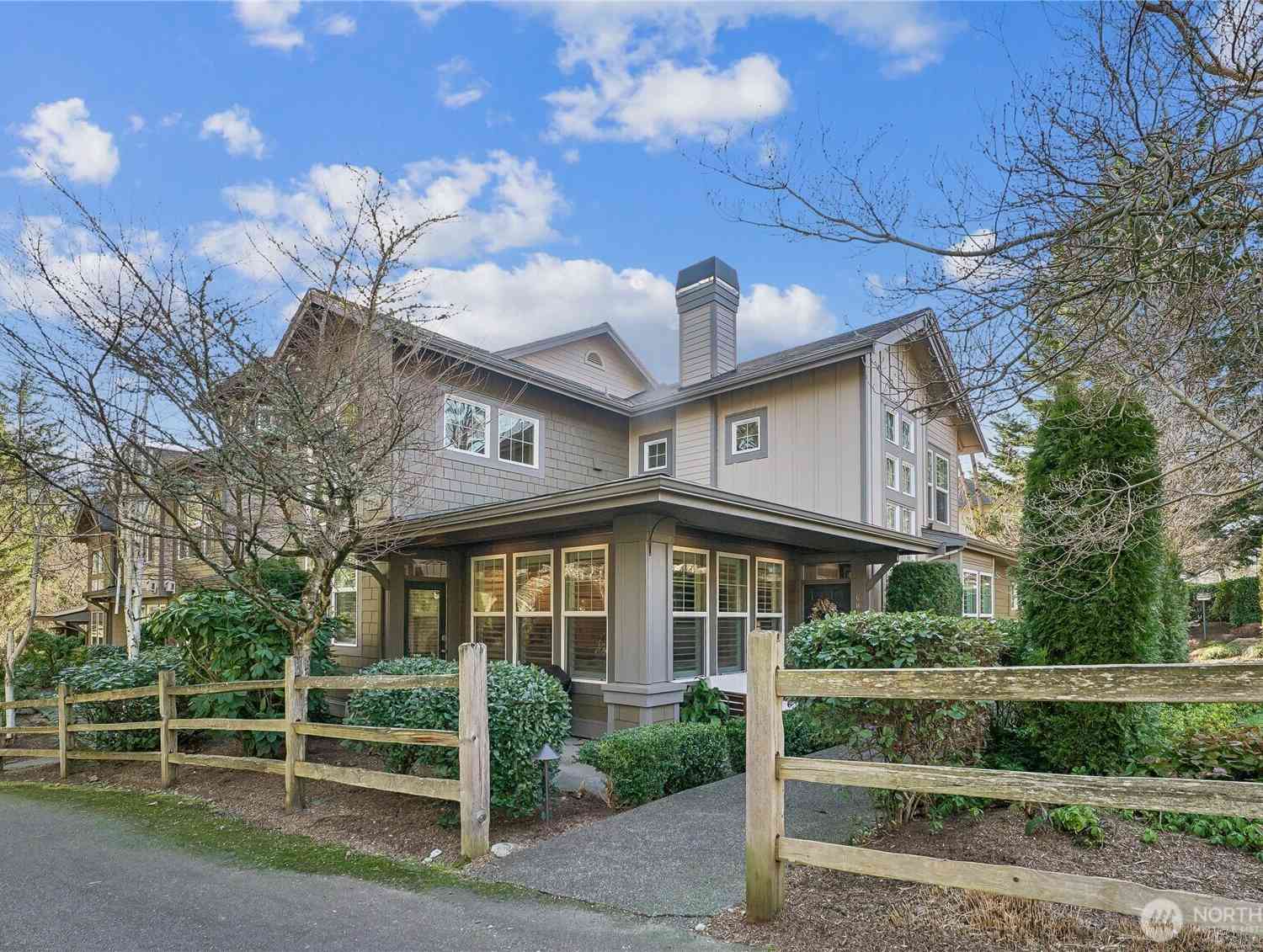 Condo For Sale - 7704 Fairway Avenue #601<br/> Snoqualmie, WA 98065