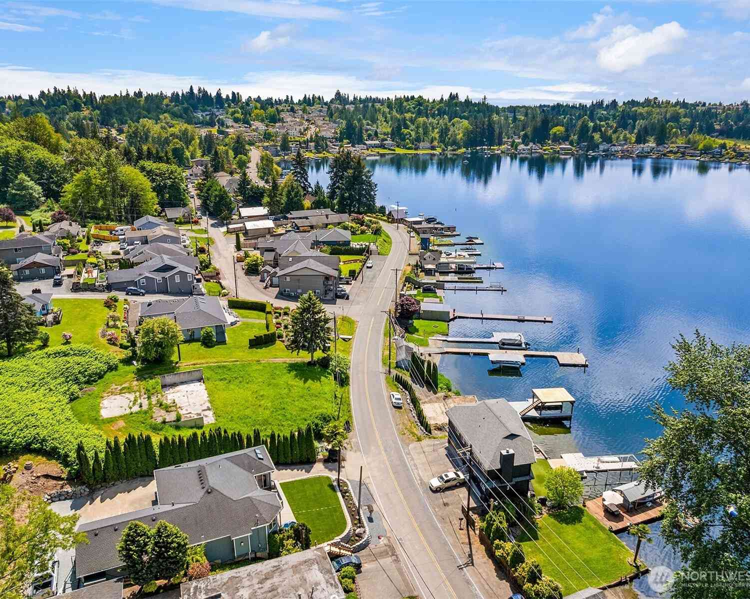 Homes For Sale - 418 423 S Lake Stevens Road<br/> Lake Stevens, WA 98258