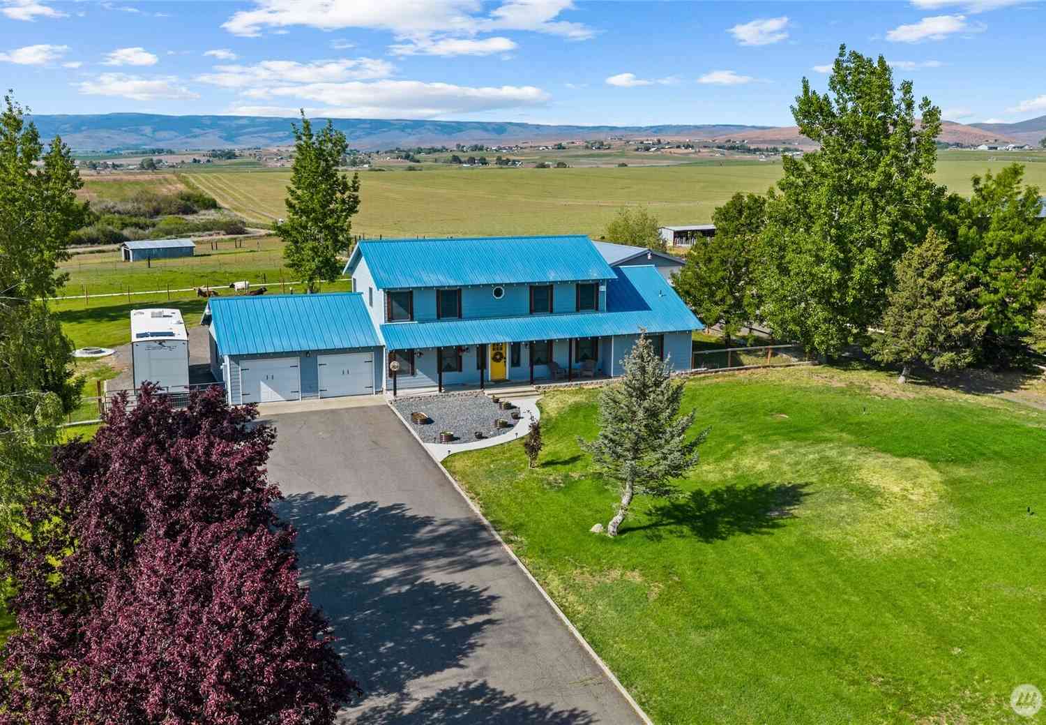 Homes For Sale - 801 Carroll Road<br/> Kittitas County, Ellensburg, WA 98926