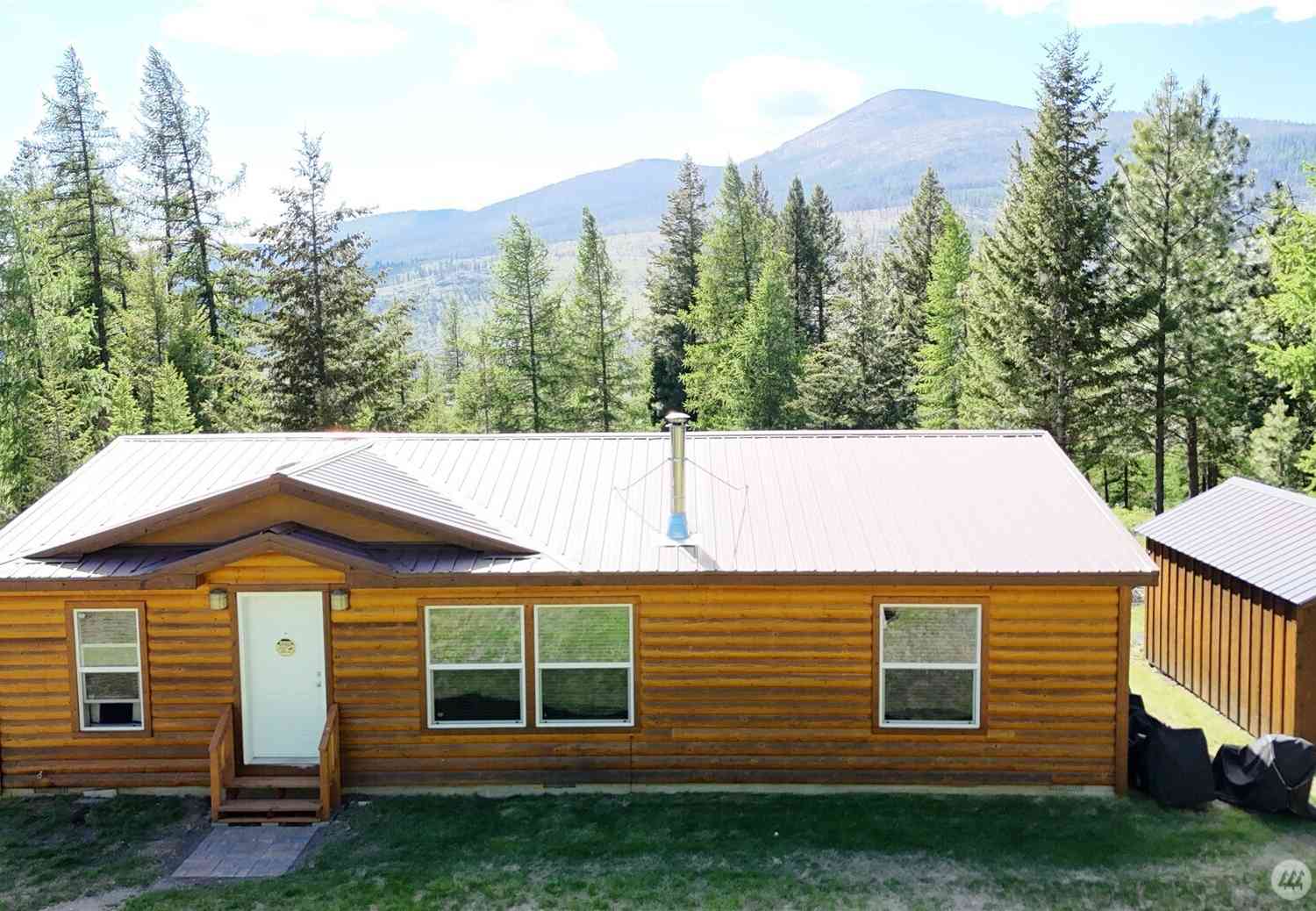 Mobile Home For Sale - 393 Summer Road<br/> Tonasket, WA 98855