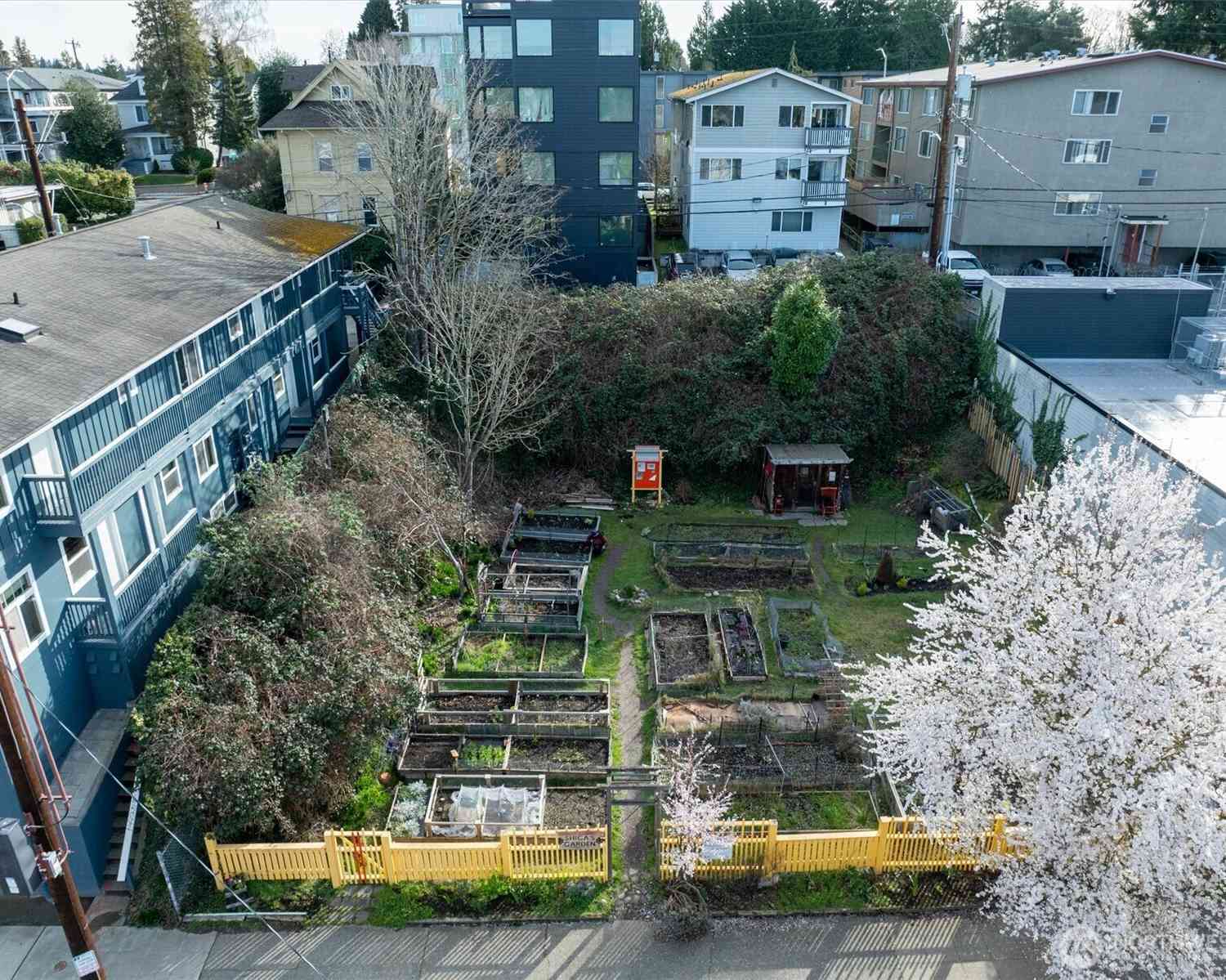 Vacant Land For Sale - 5520 University Way<br/> Seattle, WA 98105