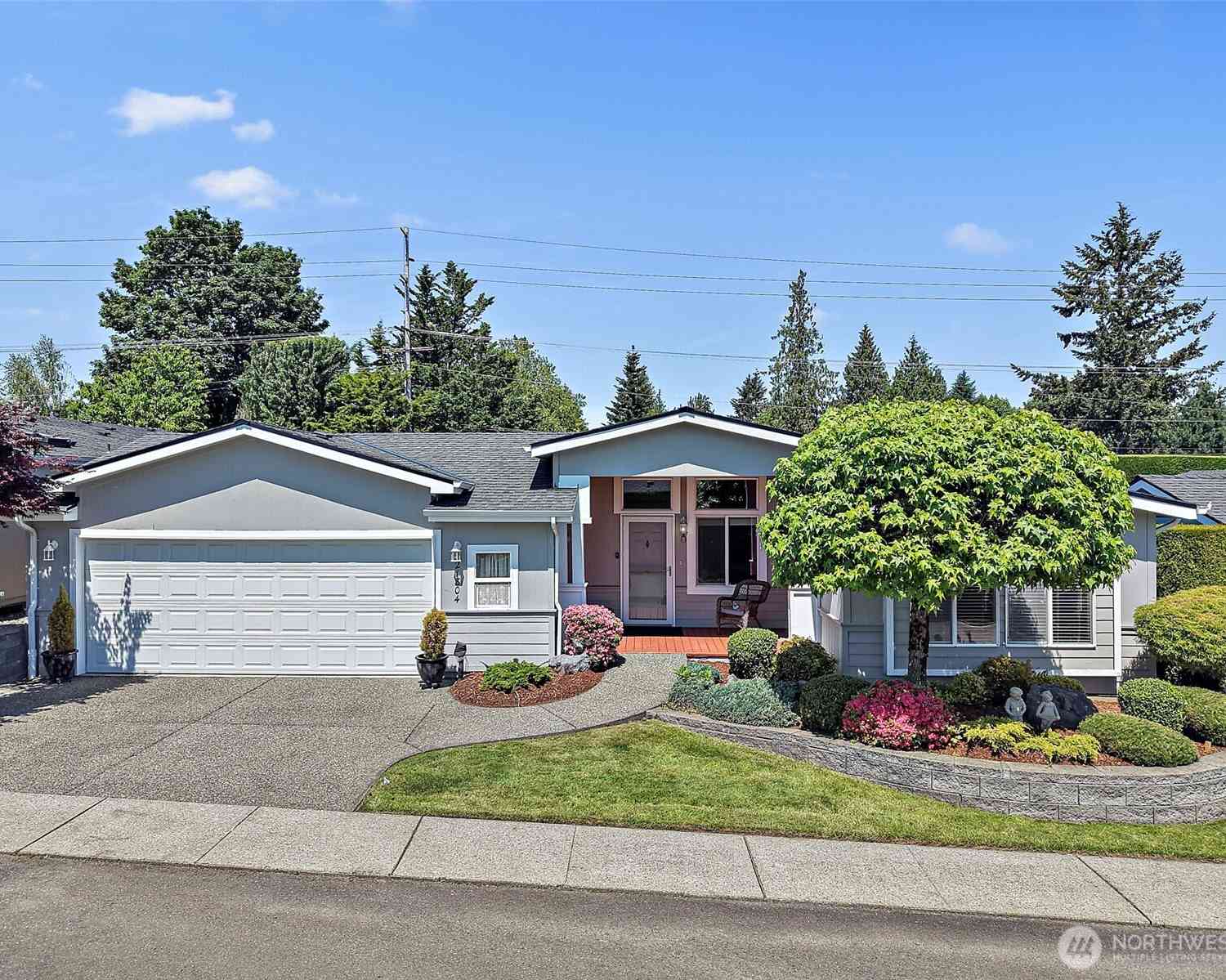 Mobile Home For Sale - 21804 SE 272nd Place<br/> Maple Valley, WA 98038