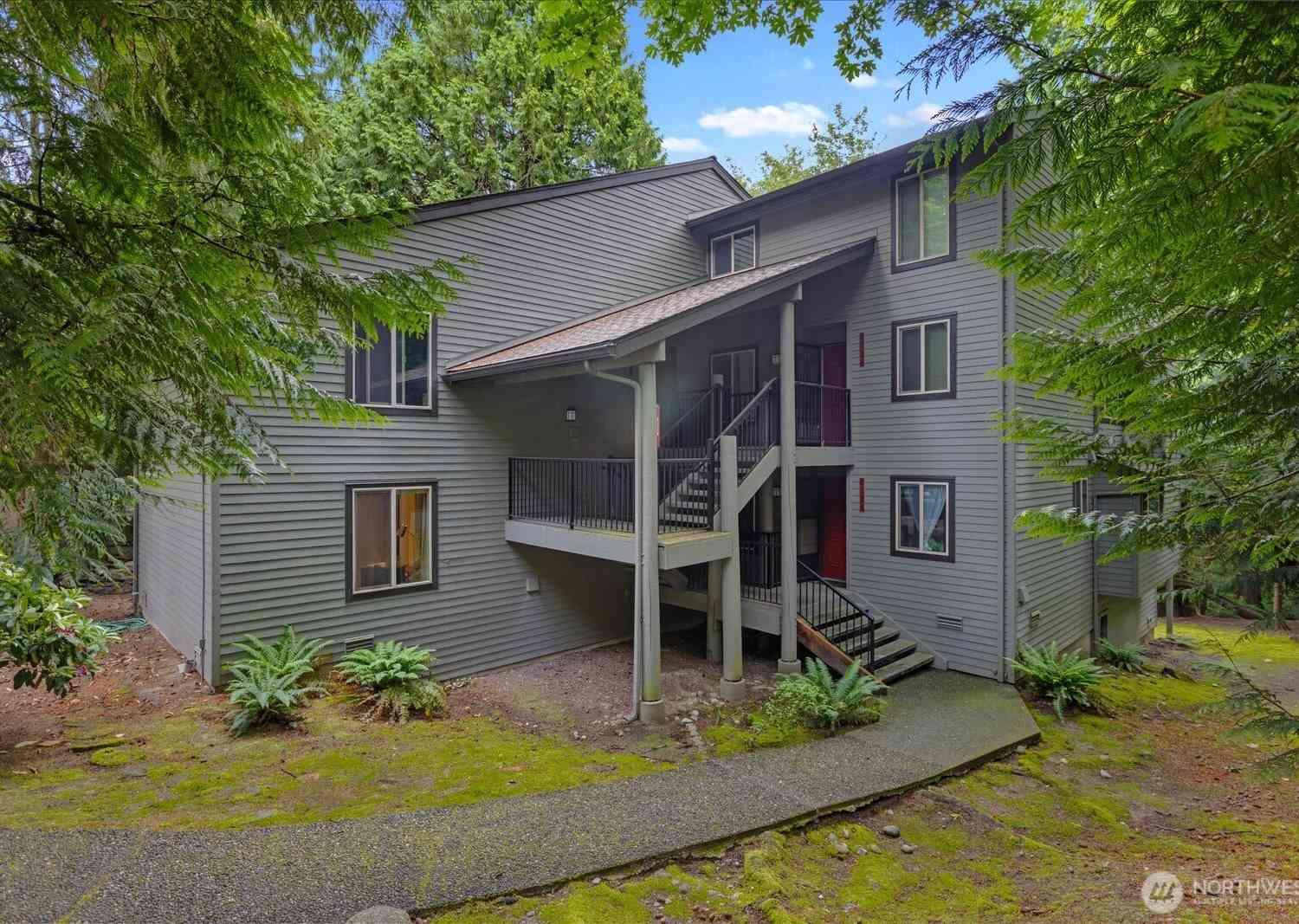 Condo For Sale - 8130 145th Court #8A<br/> Redmond, WA 98052