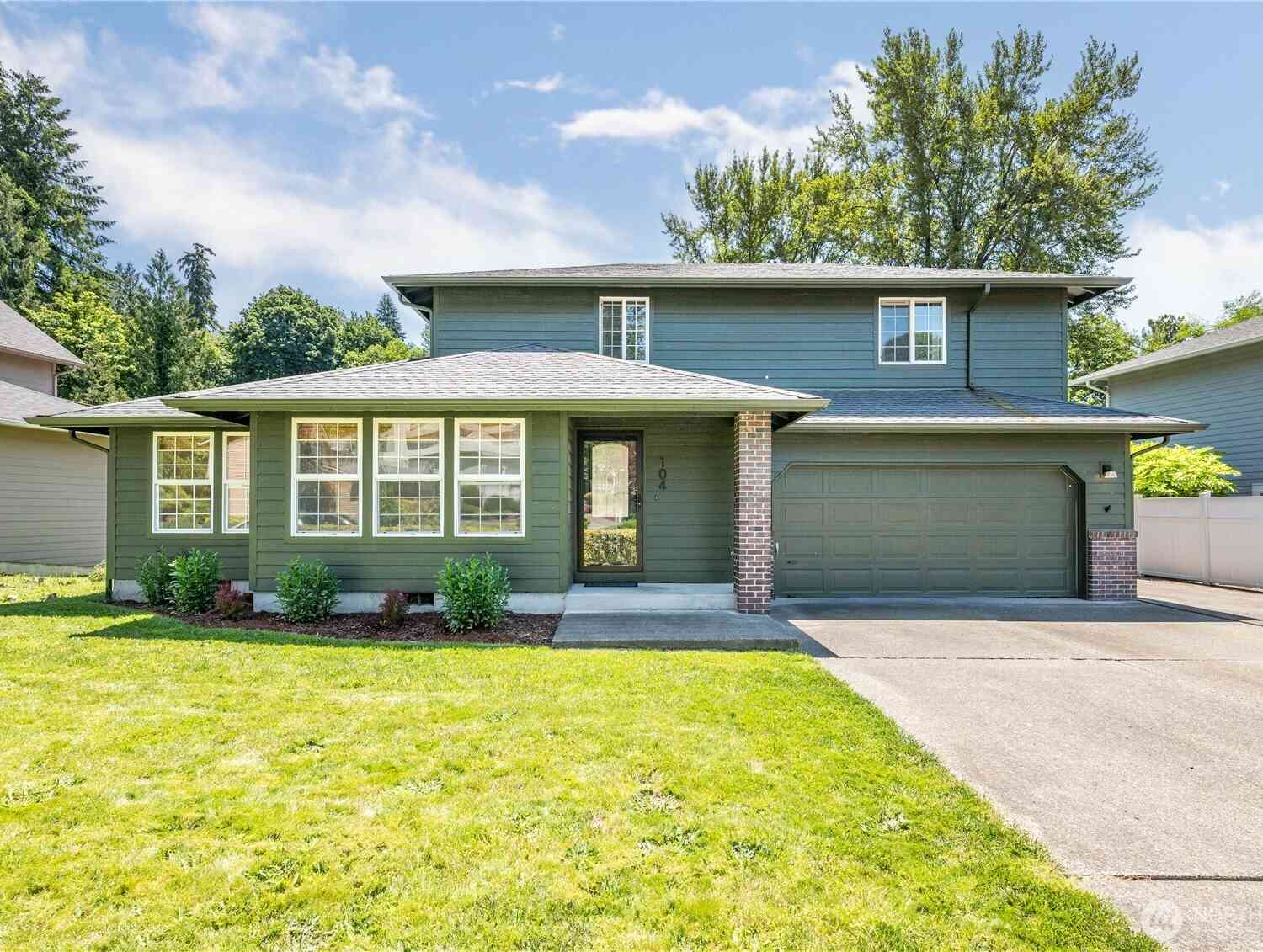 Homes For Sale - 104 Cedar Falls Drive<br/> Cowlitz County, Kelso, WA 98626