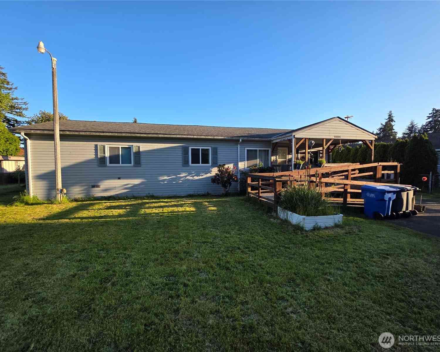 Mobile Home For Sale - 22118 128th Street<br/> Bonney Lake, WA 98391