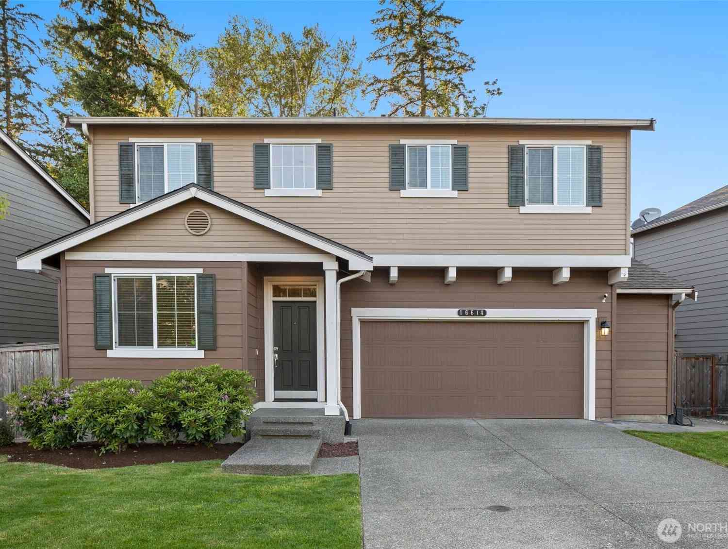 Homes For Sale - 16614 80th Ave Court<br/> Pierce County, Puyallup, WA 98375