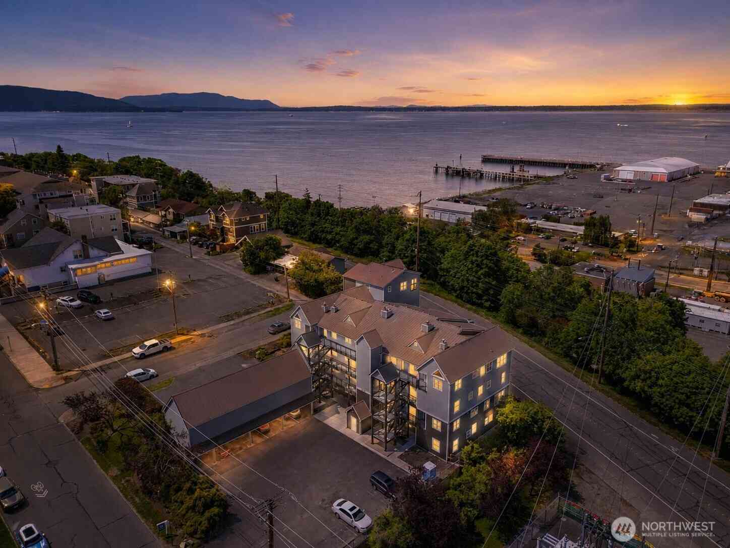 Condo For Sale - 705 N State Street #102<br/> Whatcom County, Bellingham, WA 98225