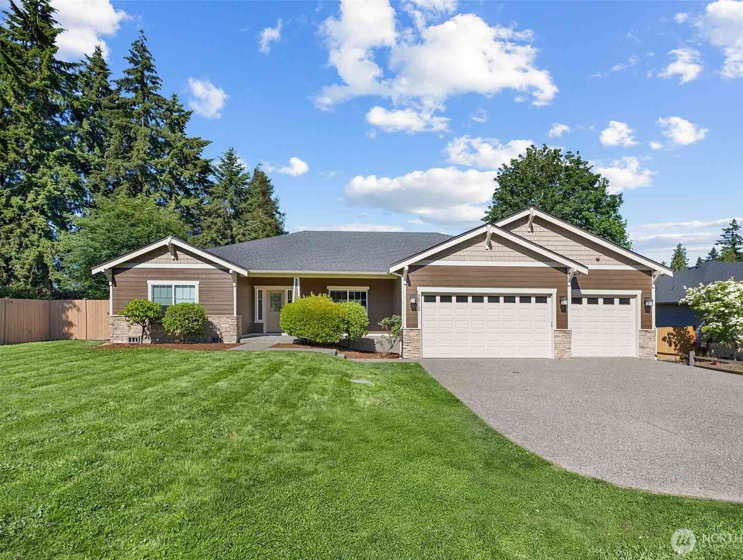 Homes For Sale - 3210 14th Street Pl<br/> Puyallup, WA 98374