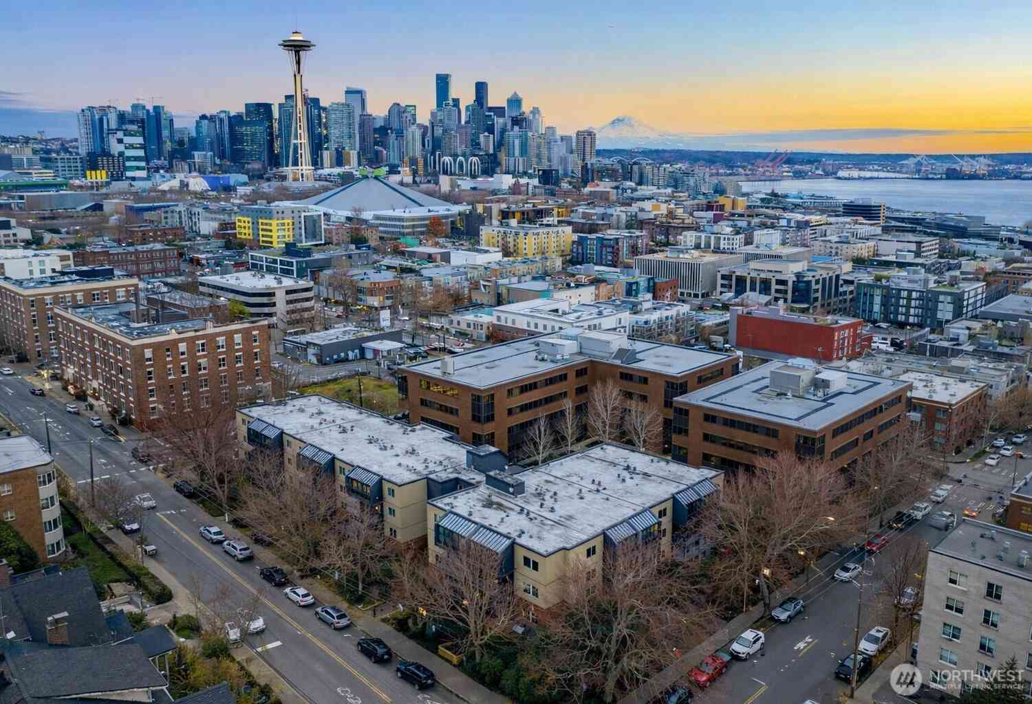 Condo For Sale - 275 W Roy Street #412<br/> Seattle, WA 98119