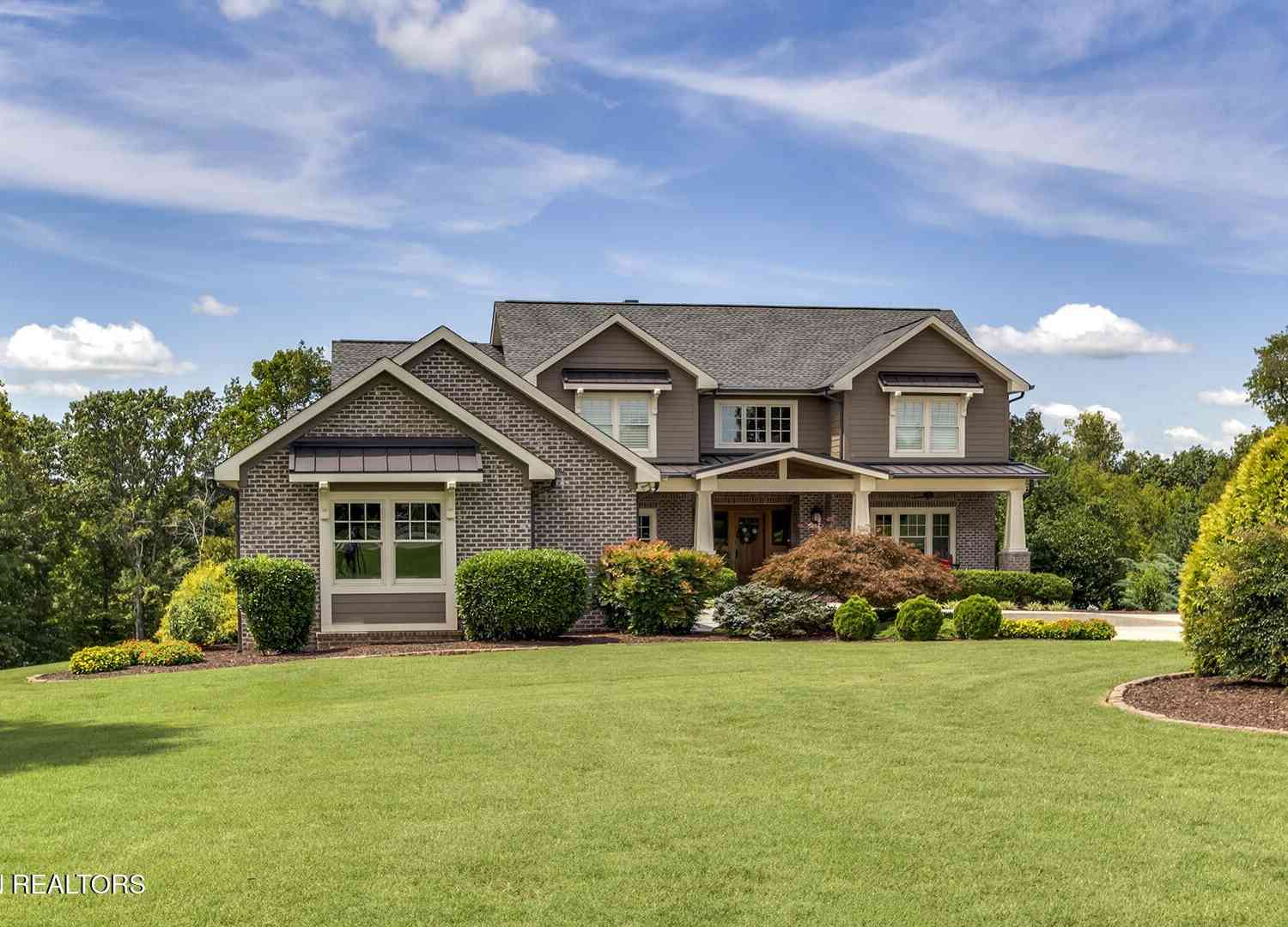 Homes For Sale - 220 Thunder Rd<br/> Vonore, TN 37885