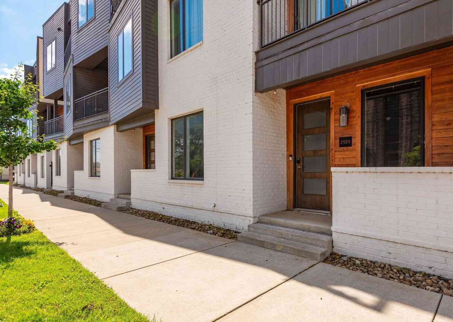 Condo For Sale - 2525 Clifton Ave #10<br/> Davidson County County, Nashville, TN 37209