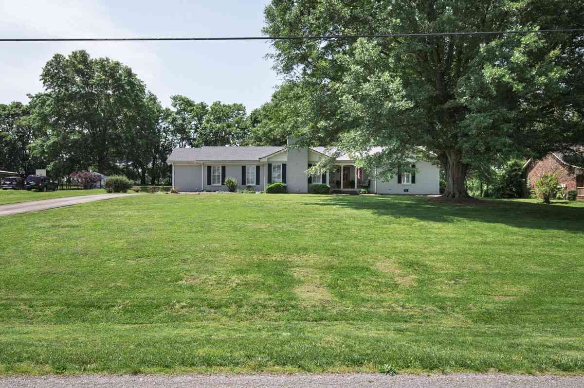 Homes For Sale - 112 Herman Harrison Dr<br/> Sumner County County, Hendersonville, TN 37075