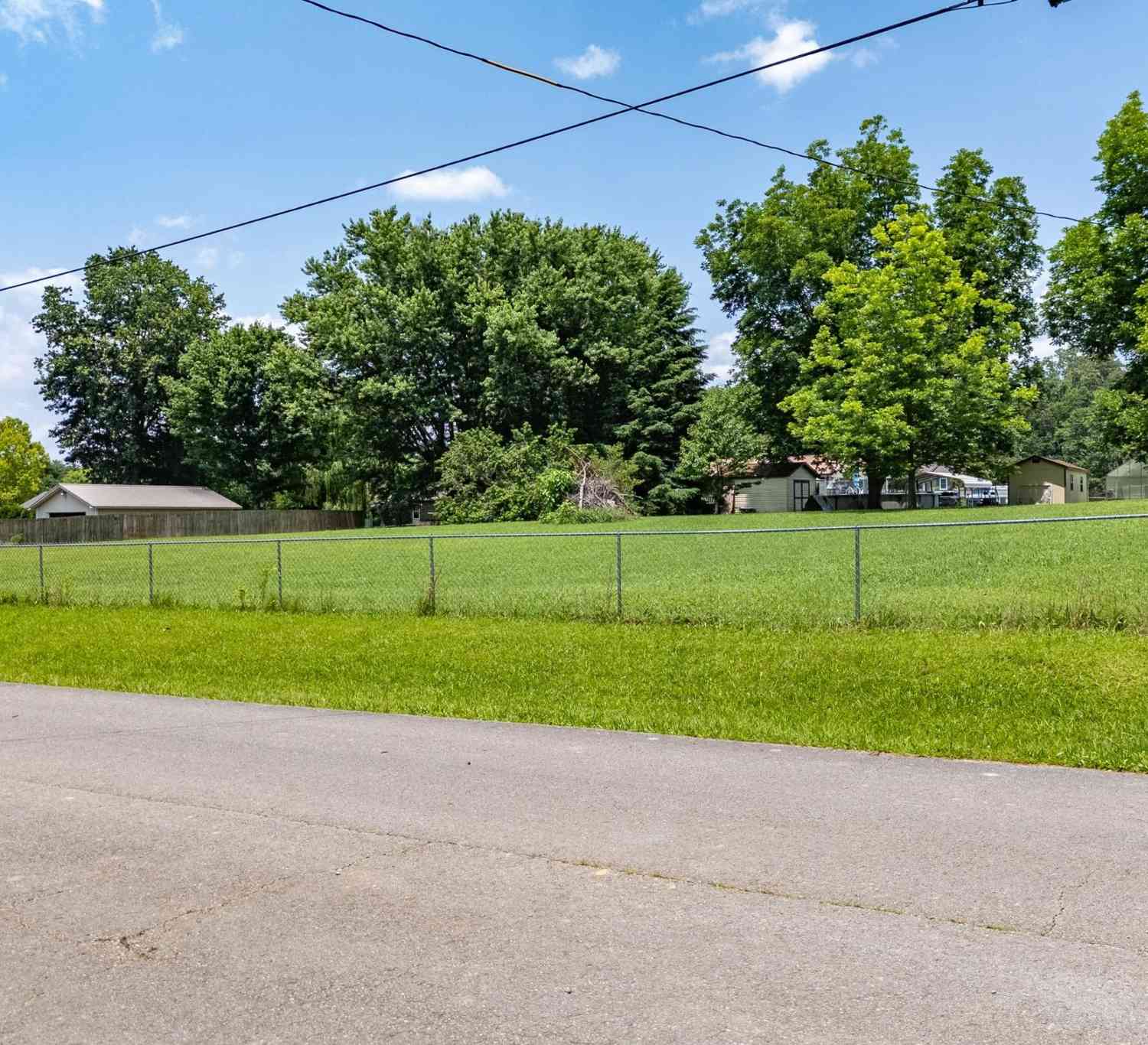 Vacant Land For Sale - Hidden Valley Cir<br/> McMinnville, TN 37110