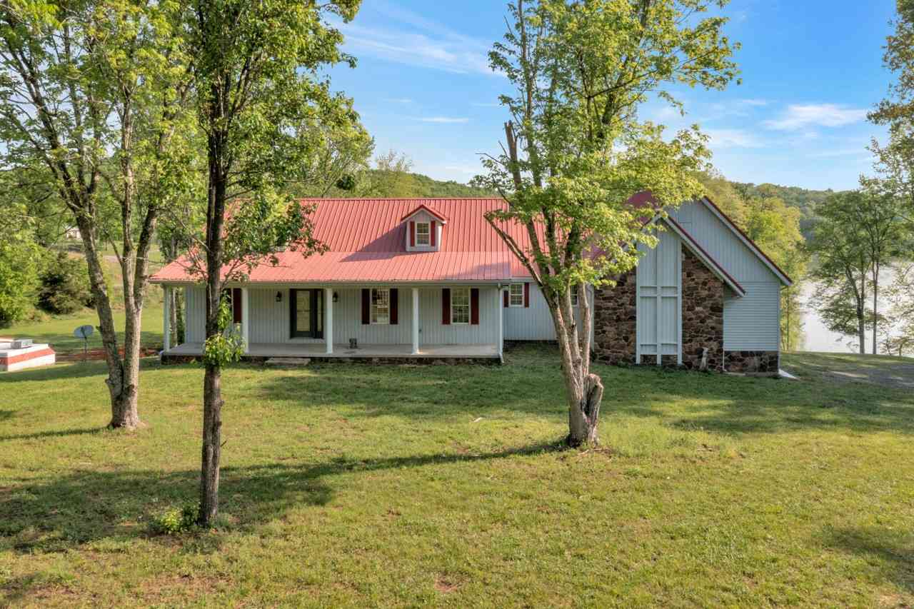 Homes For Sale - 242 Woodruff Ln<br/> Trigg County, Cadiz, KY 42211