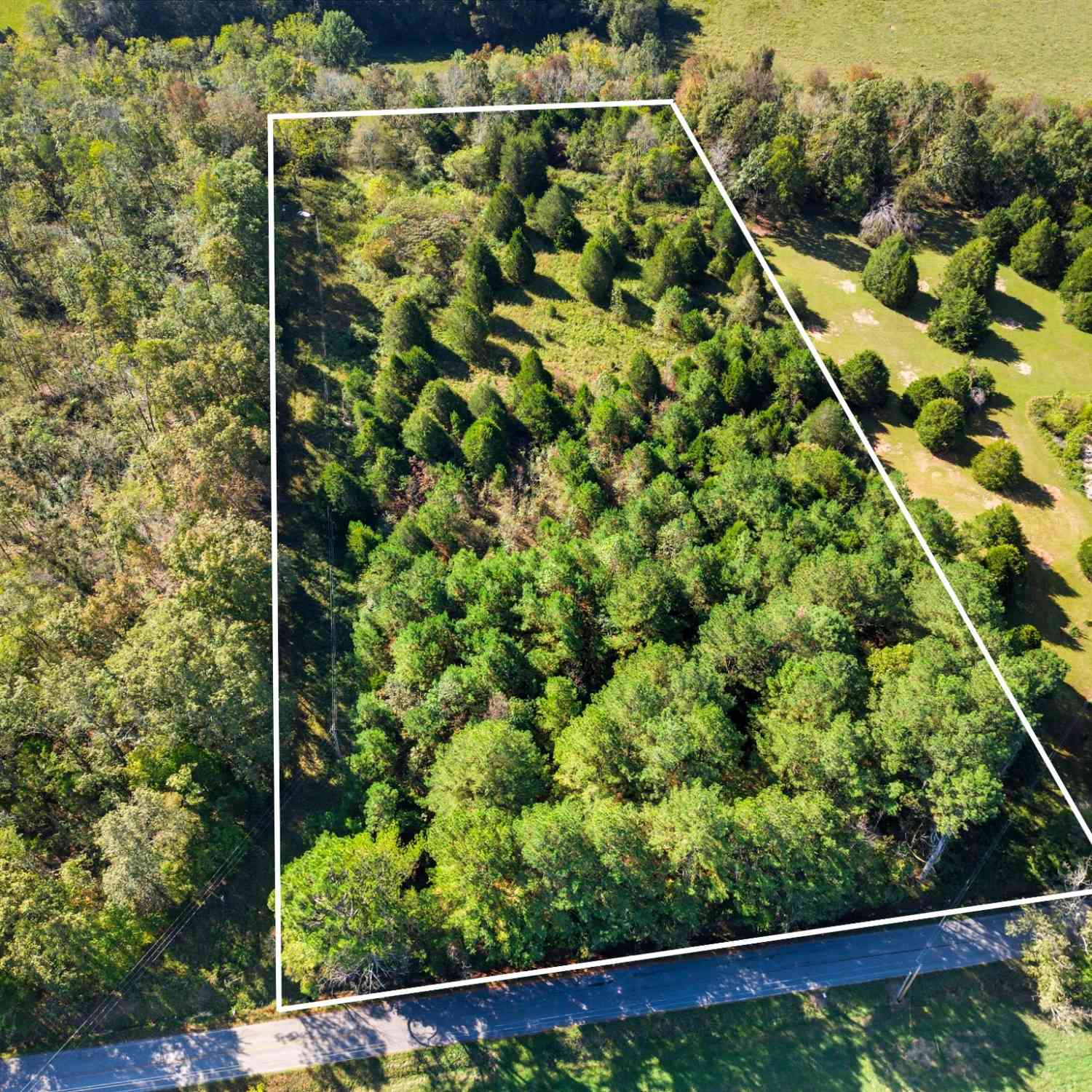 Vacant Land For Sale - 1340 Herschal Lyles Rd<br/> Sumner County County, Westmoreland, TN 37186