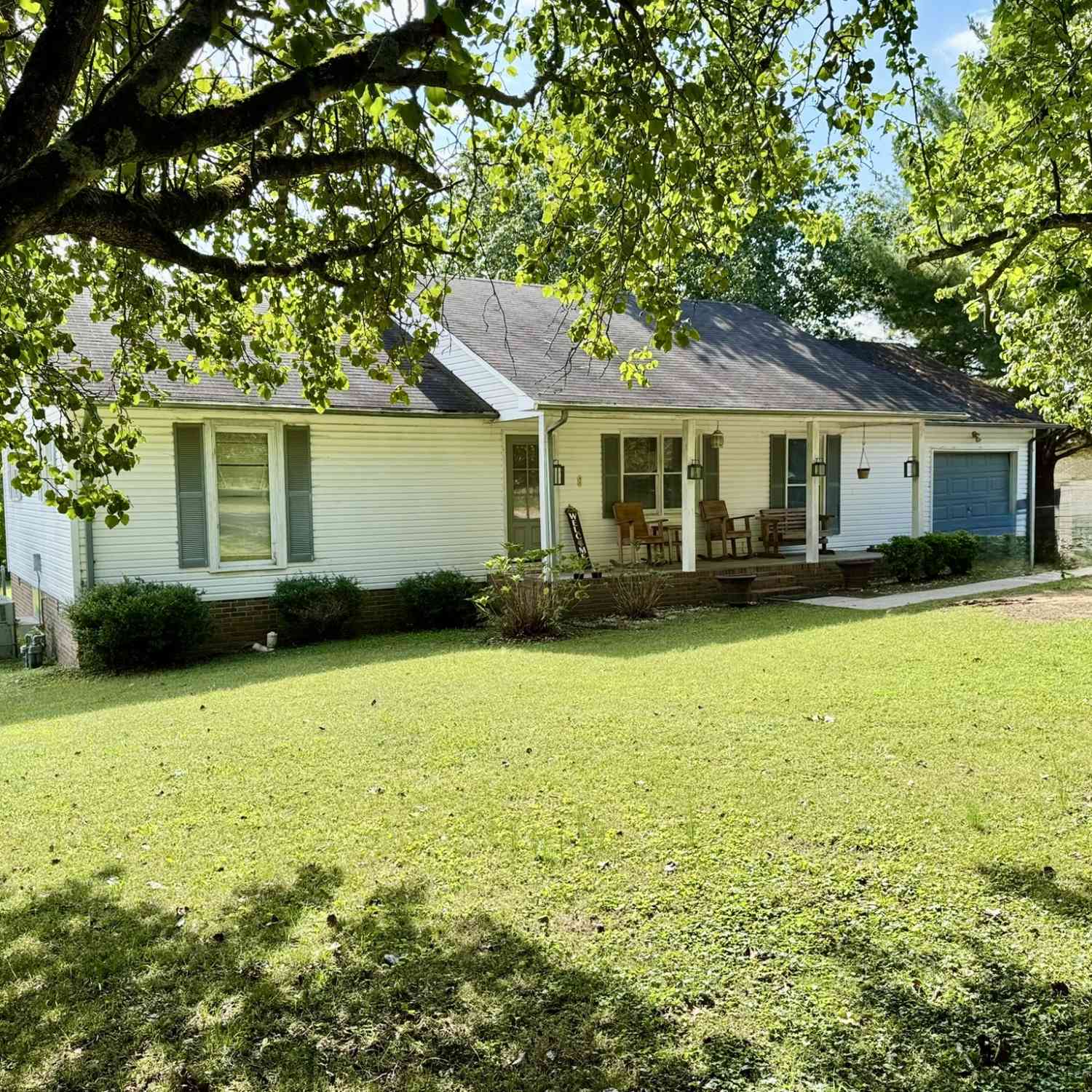 Homes For Sale - 70 Woods Edge Rd<br/> Franklin County County, Winchester, TN 37398
