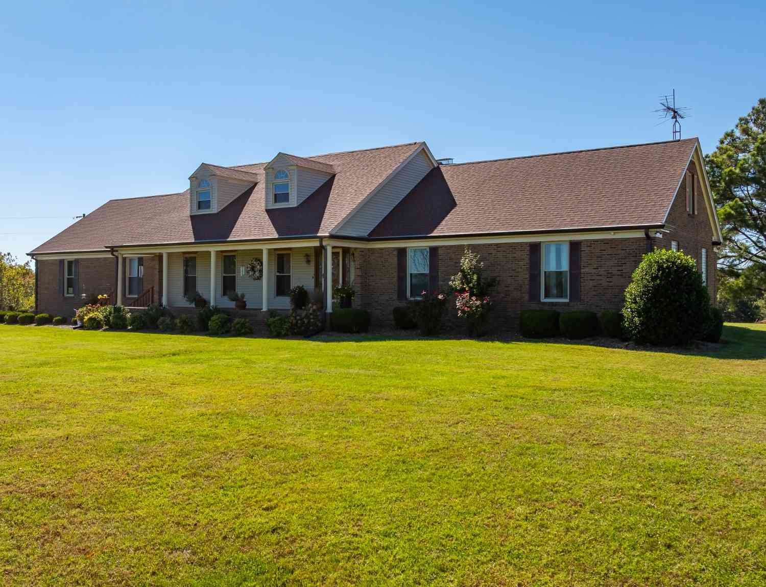 Homes For Sale - 7135 Harmony Grove Rd<br/> Crofton, KY 42217