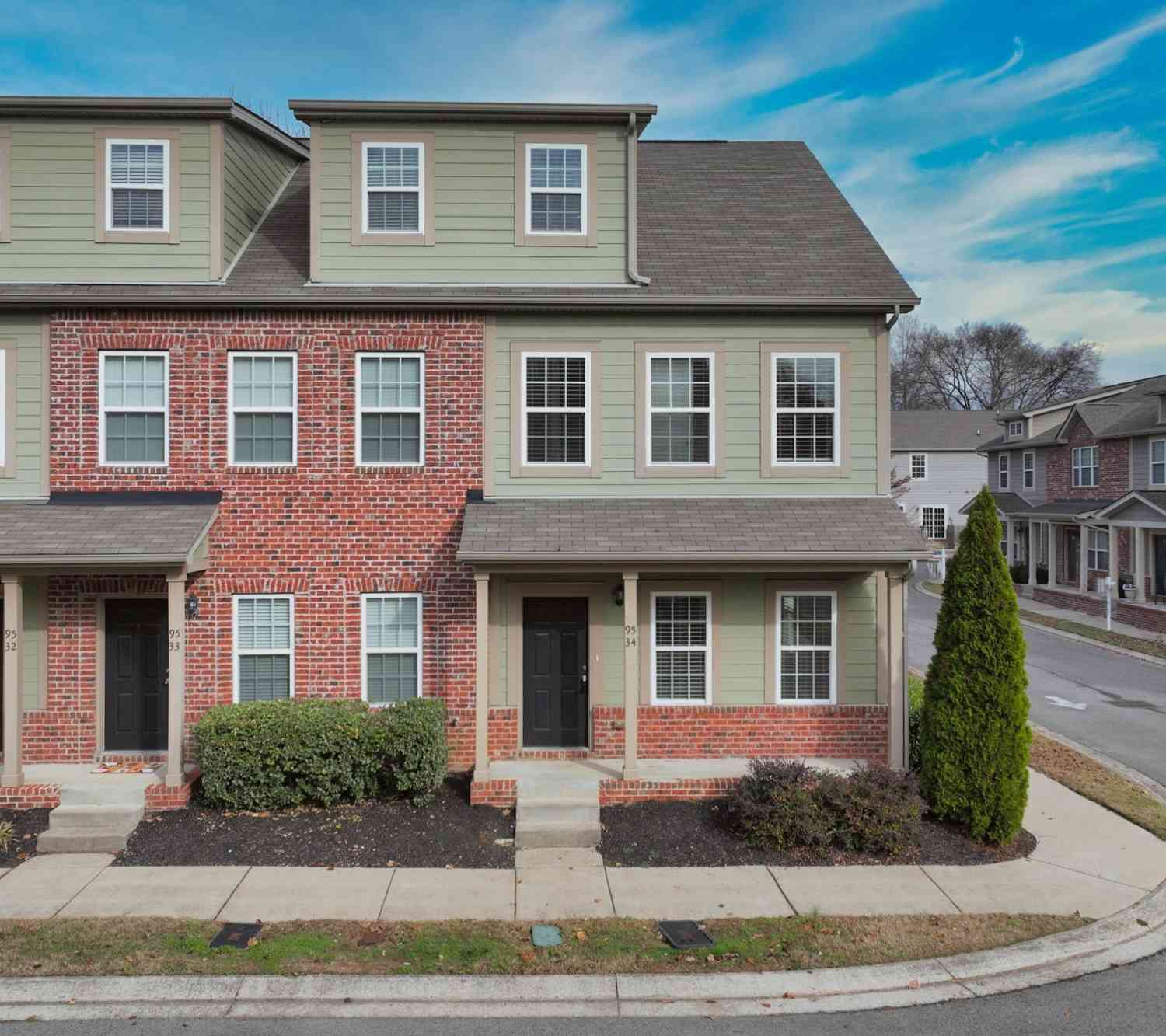 Townhouse For Sale - 95 Plumlee Dr #34<br/> Sumner County County, Hendersonville, TN 37075