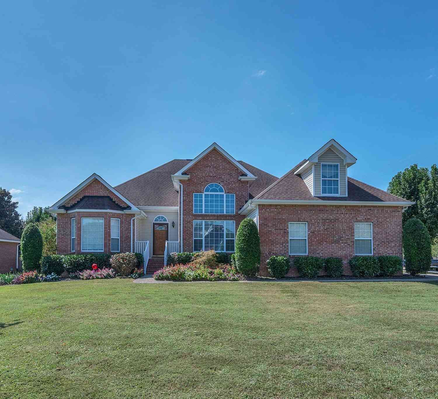 Homes For Sale - 1239 Wentworth Dr<br/> Sumner County County, Gallatin, TN 37066