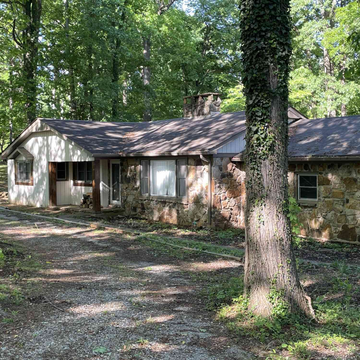Homes For Sale - 167 Seminole Ln<br/> Sparta, TN 38583