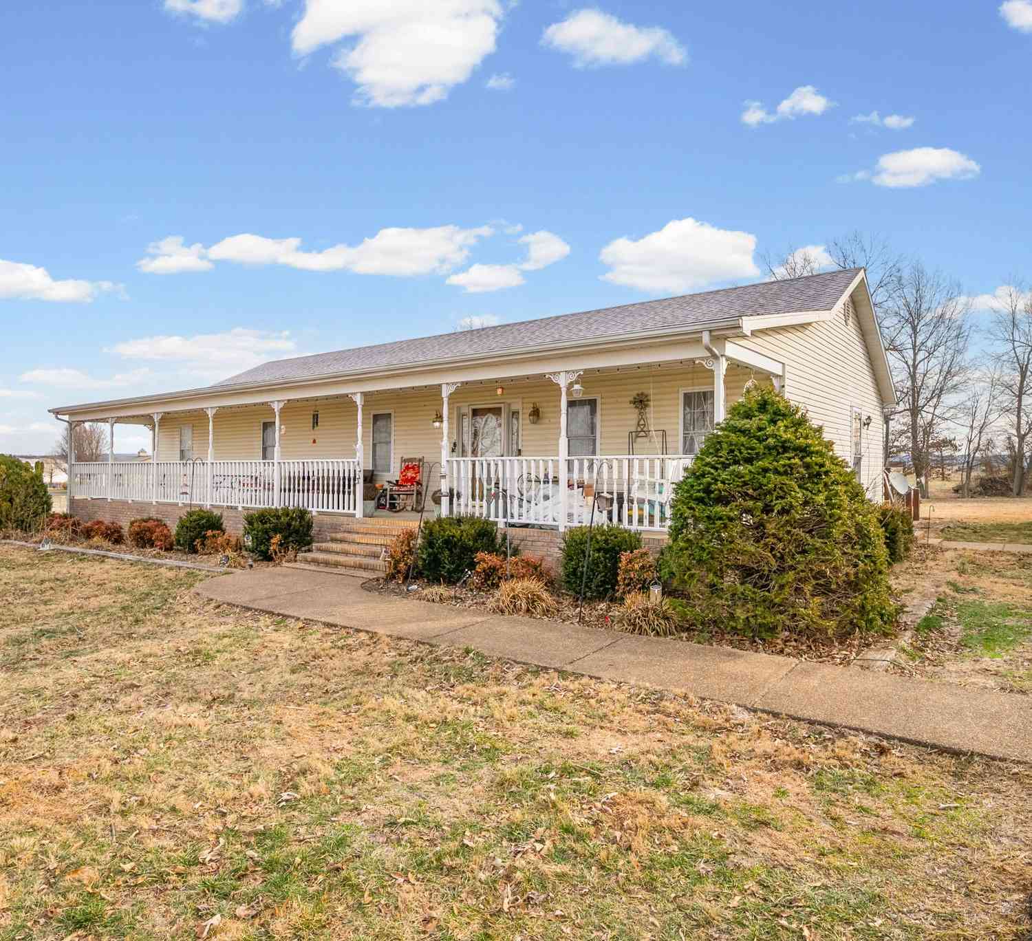 Homes For Sale - 126 Flowers Rd<br/> Crofton, KY 42217
