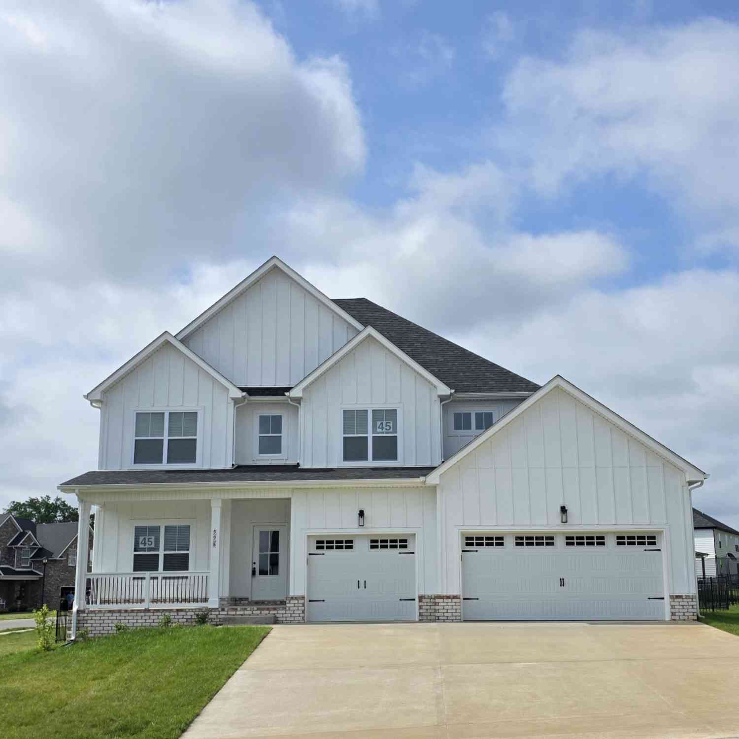 Condo For Sale - 998 Alton Dr<br/> Clarksville, TN 37043