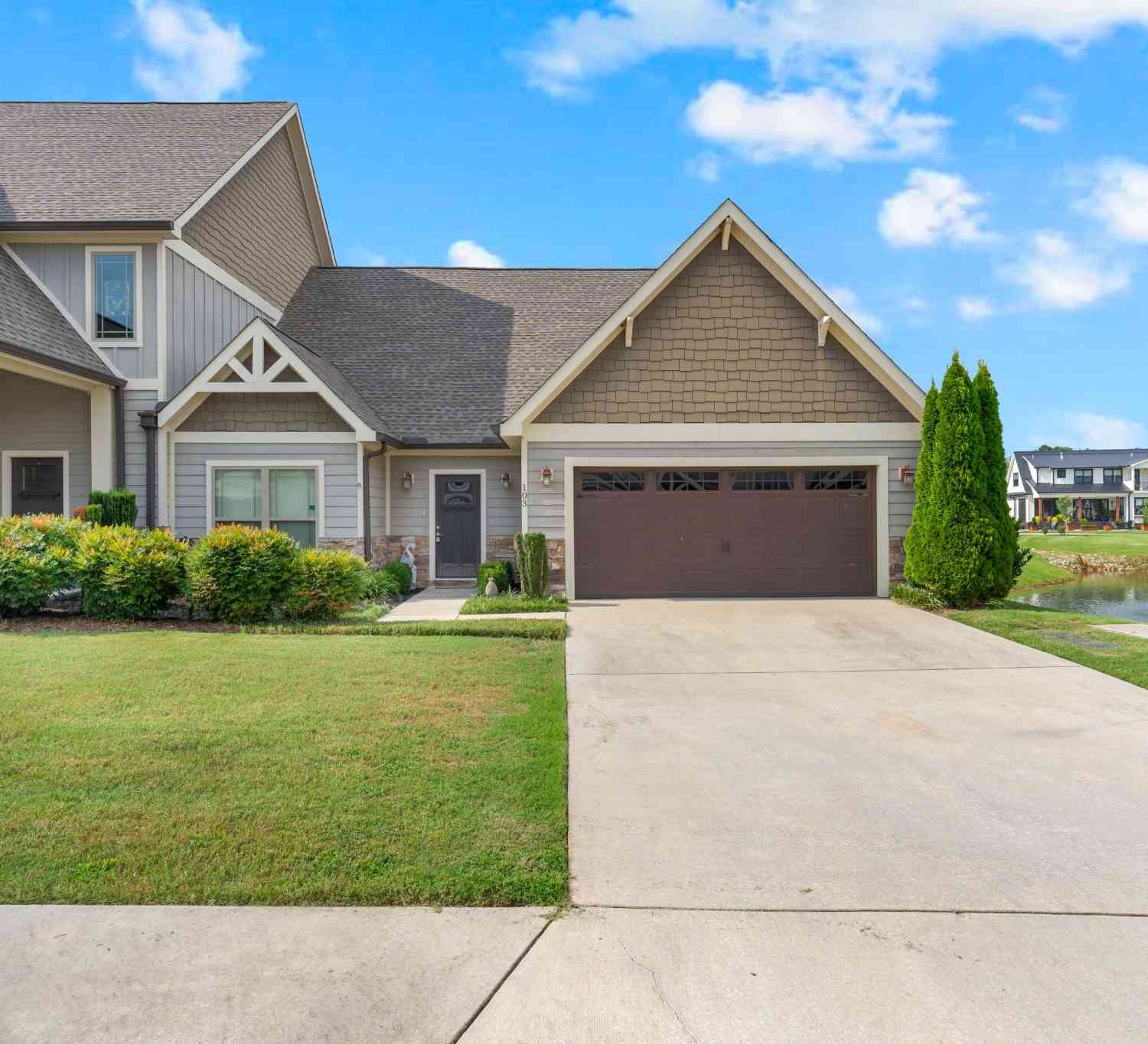 Townhouse For Sale - 103 Anderton Dr<br/> Franklin County County, Winchester, TN 37398