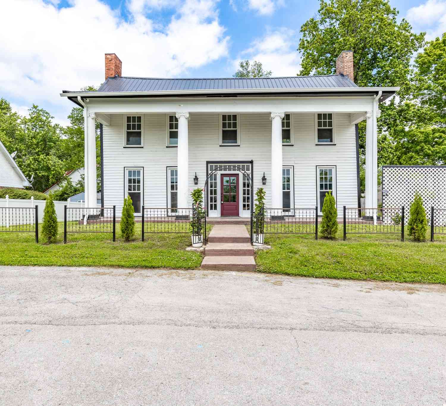 Homes For Sale - 310 E Franklin St<br/> Sumner County County, Gallatin, TN 37066