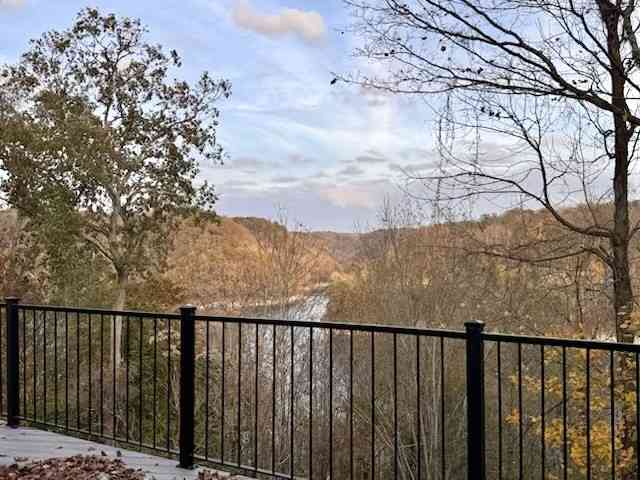 Homes For Sale - 290 Spring Circle<br/> Smithville, TN 37166