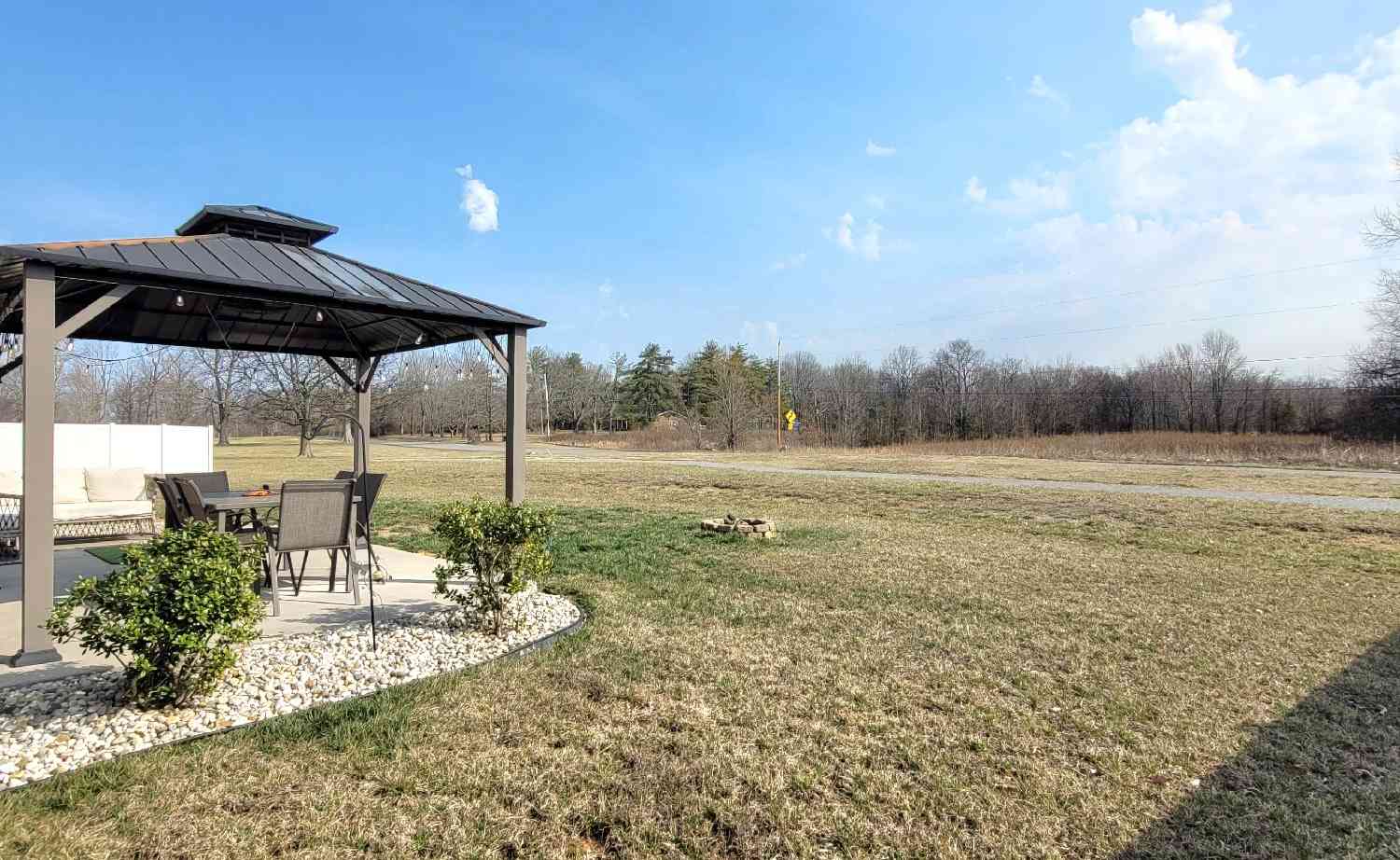Homes For Sale - 7283 Sunny Parks Dr<br/> Robertson County County, White House, TN 37188