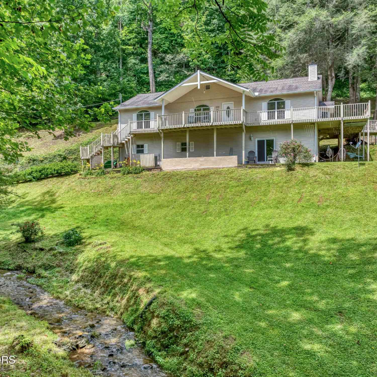 Homes For Sale - 584 Bethel Church Rd<br/> Townsend, TN 37882