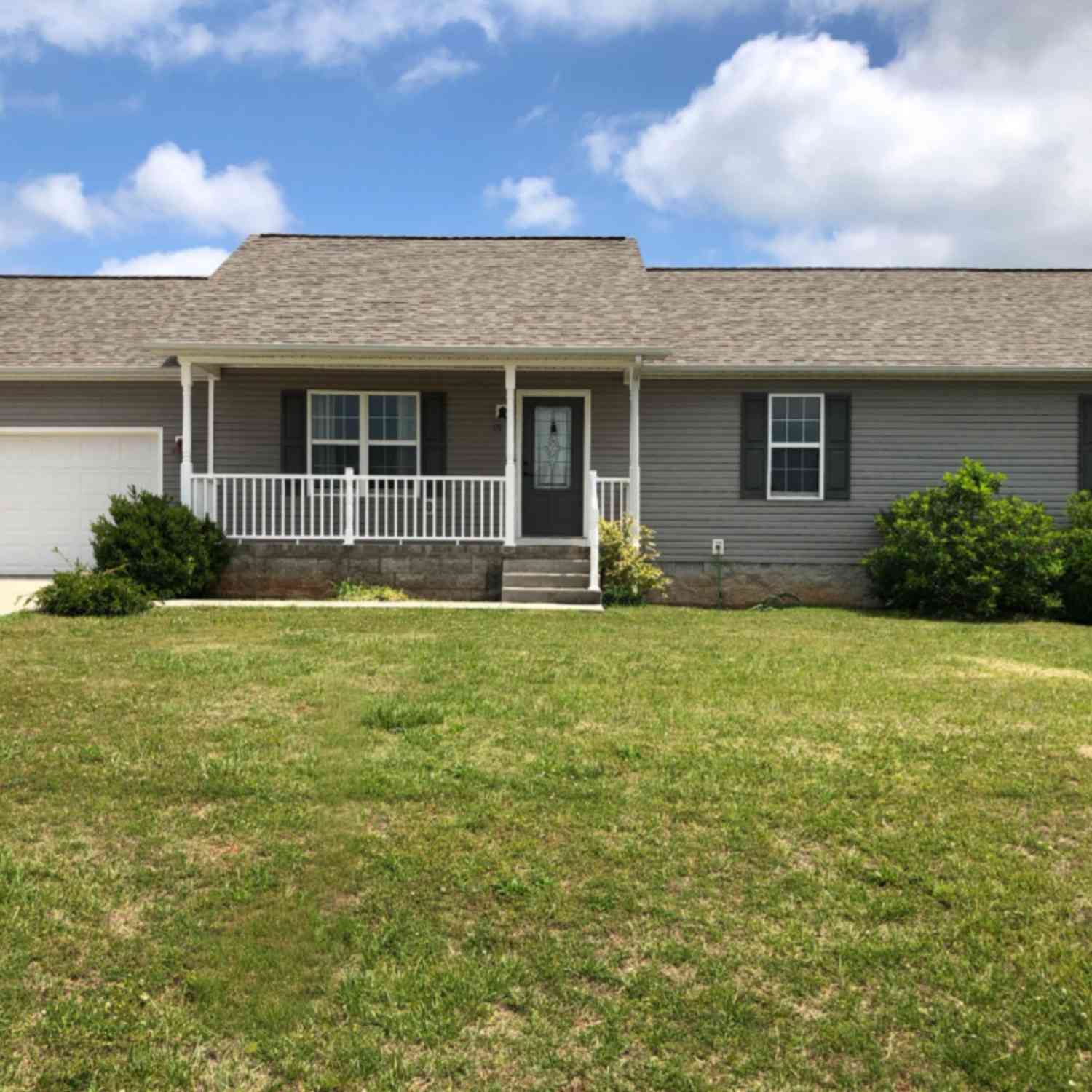 Homes For Sale - 171 Raspberry Dr<br/> Franklin County County, Winchester, TN 37398