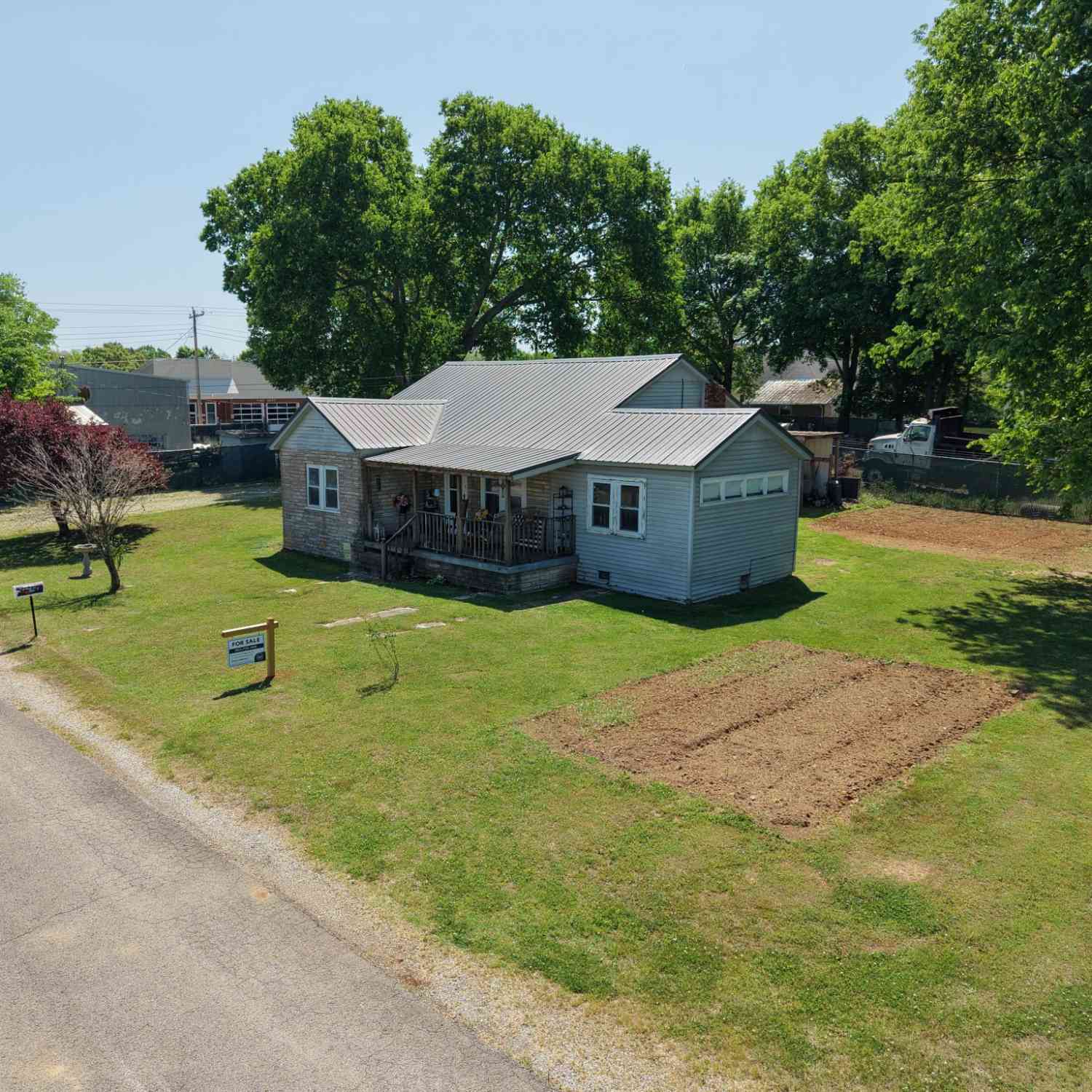 Homes For Sale - 404 Mcmurtrey St<br/> Lawrence County County, Saint Joseph, TN 38481