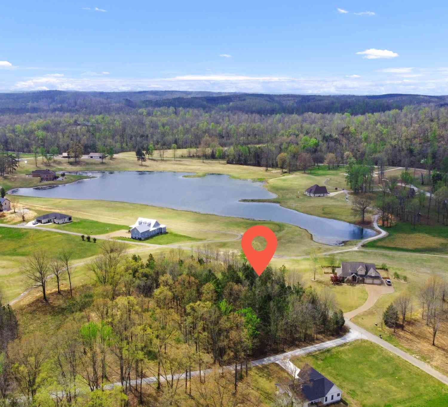 Vacant Land For Sale - Golfview Lane<br/> Decaturville, TN 38329