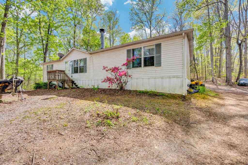 Homes For Sale - 391 Manor Rd<br/> Kingston, TN 37763