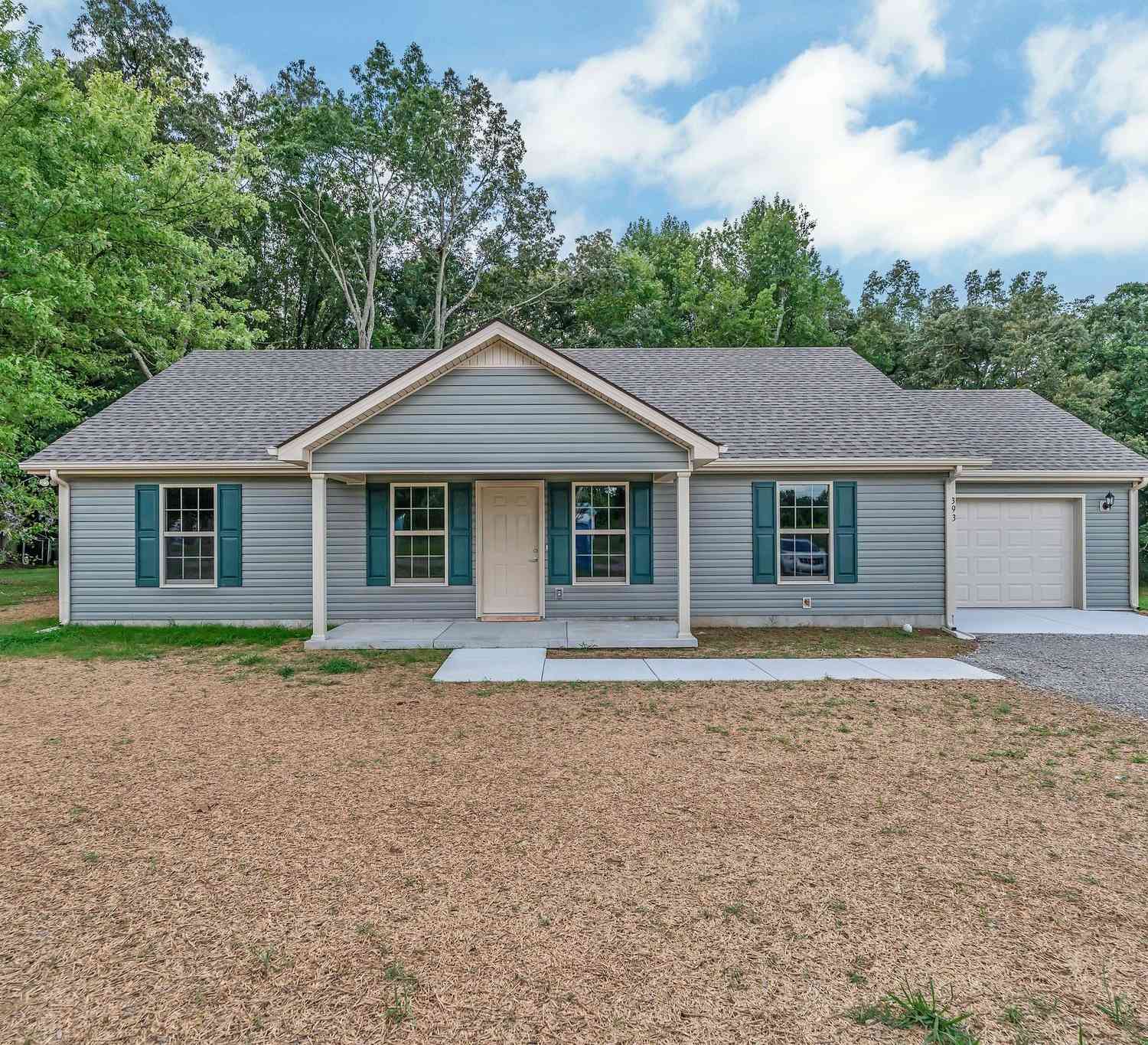 Homes For Sale - 393 Flowertown Rd<br/> Normandy, TN 37360