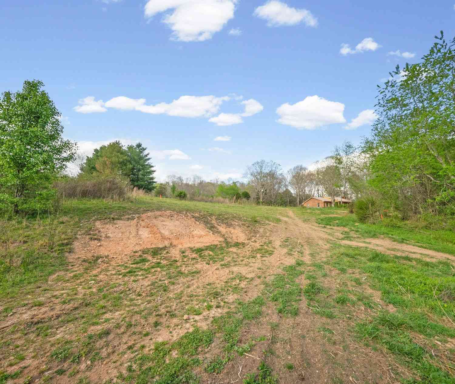 Vacant Land For Sale - 3 Bud Parker Lane<br/> Erin, TN 37061