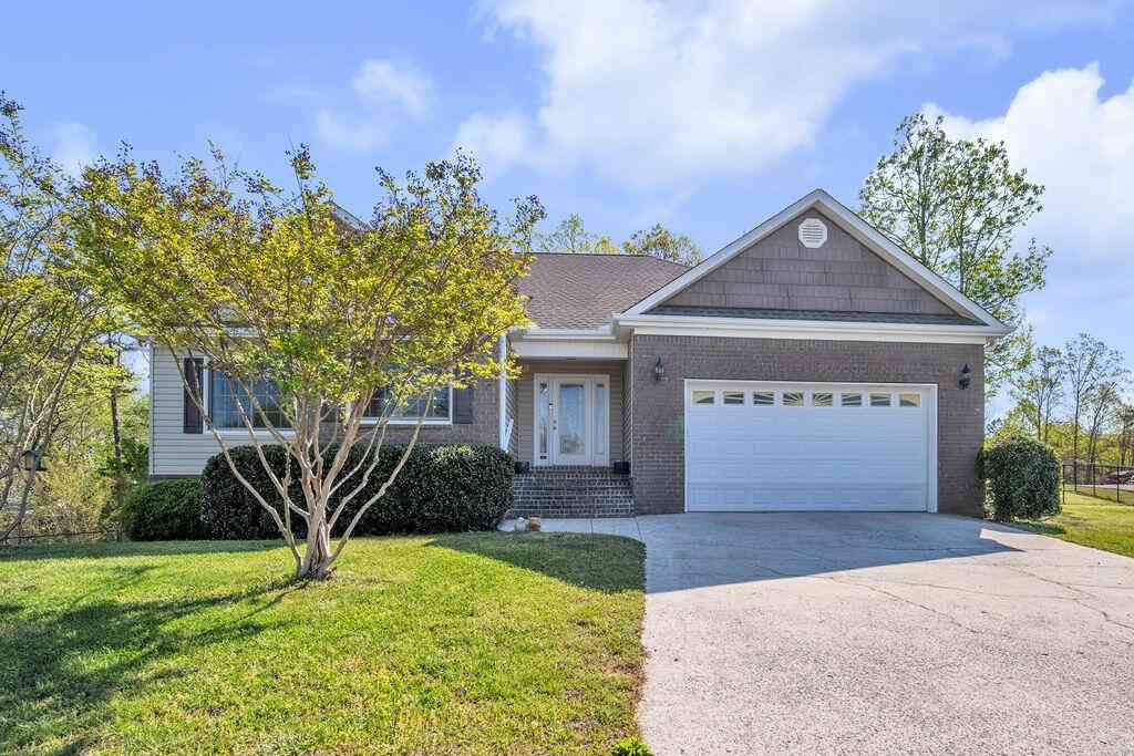 Homes For Sale - 6734 Grazing Lane<br/> Birchwood, TN 37308