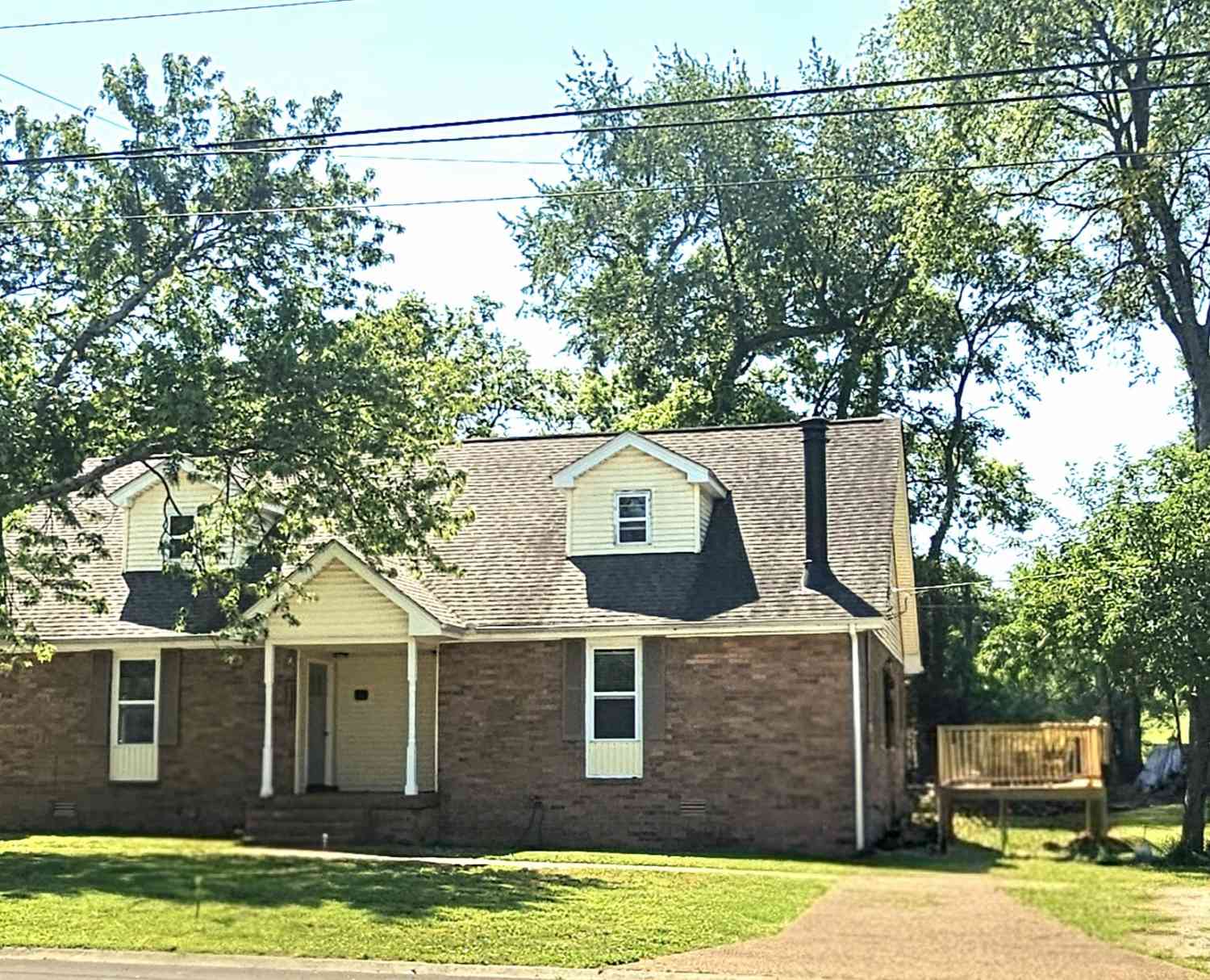 Homes For Sale - 1126 Apple Valley Rd<br/> Madison, TN 37115