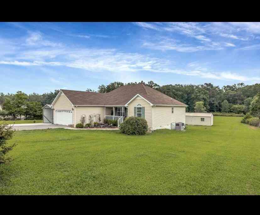 Homes For Sale - 272 Jacoby Dr<br/> Coffee County County, Manchester, TN 37355