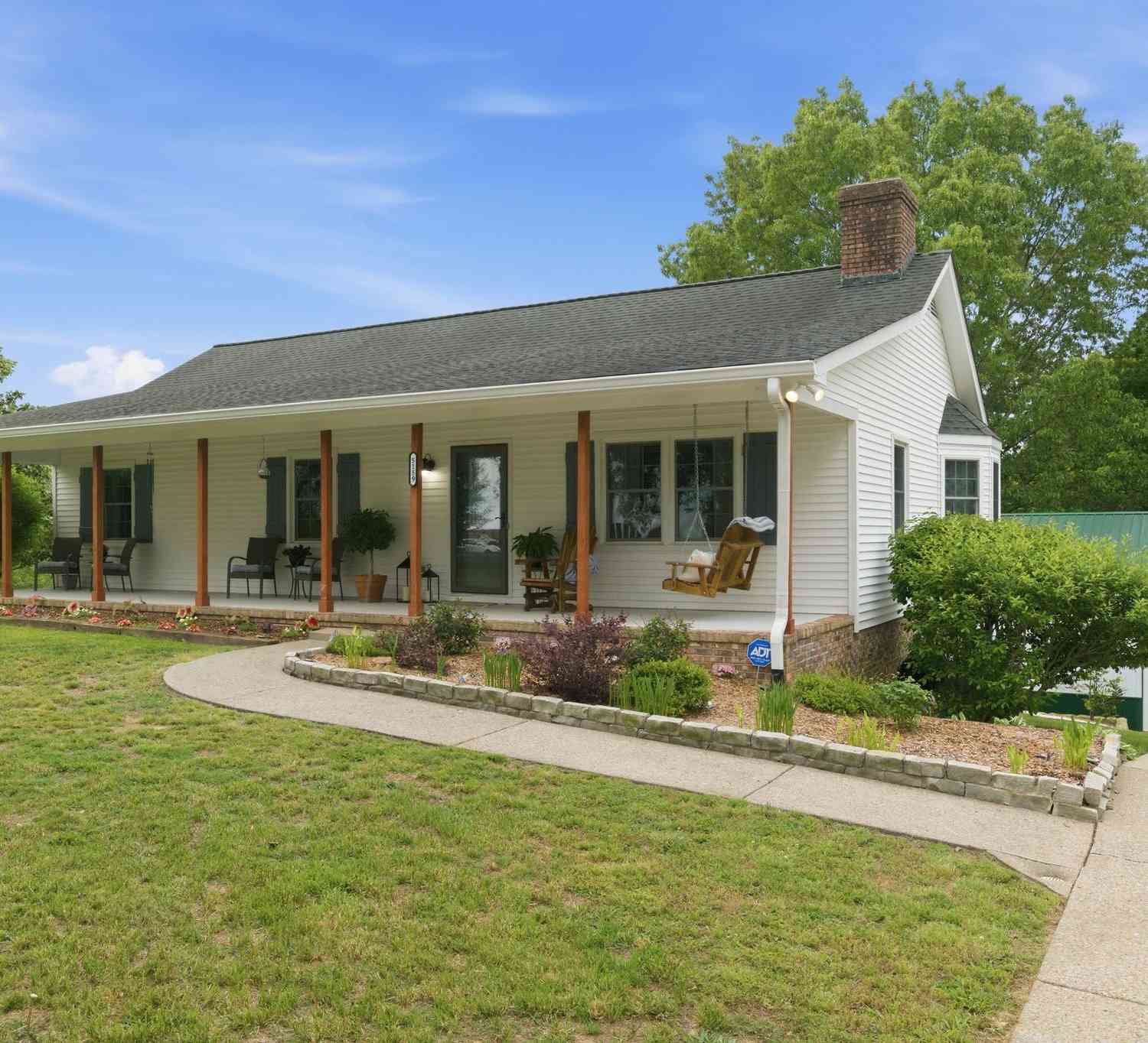 Homes For Sale - 5159 Reeder School Rd<br/> Robertson County County, Greenbrier, TN 37073