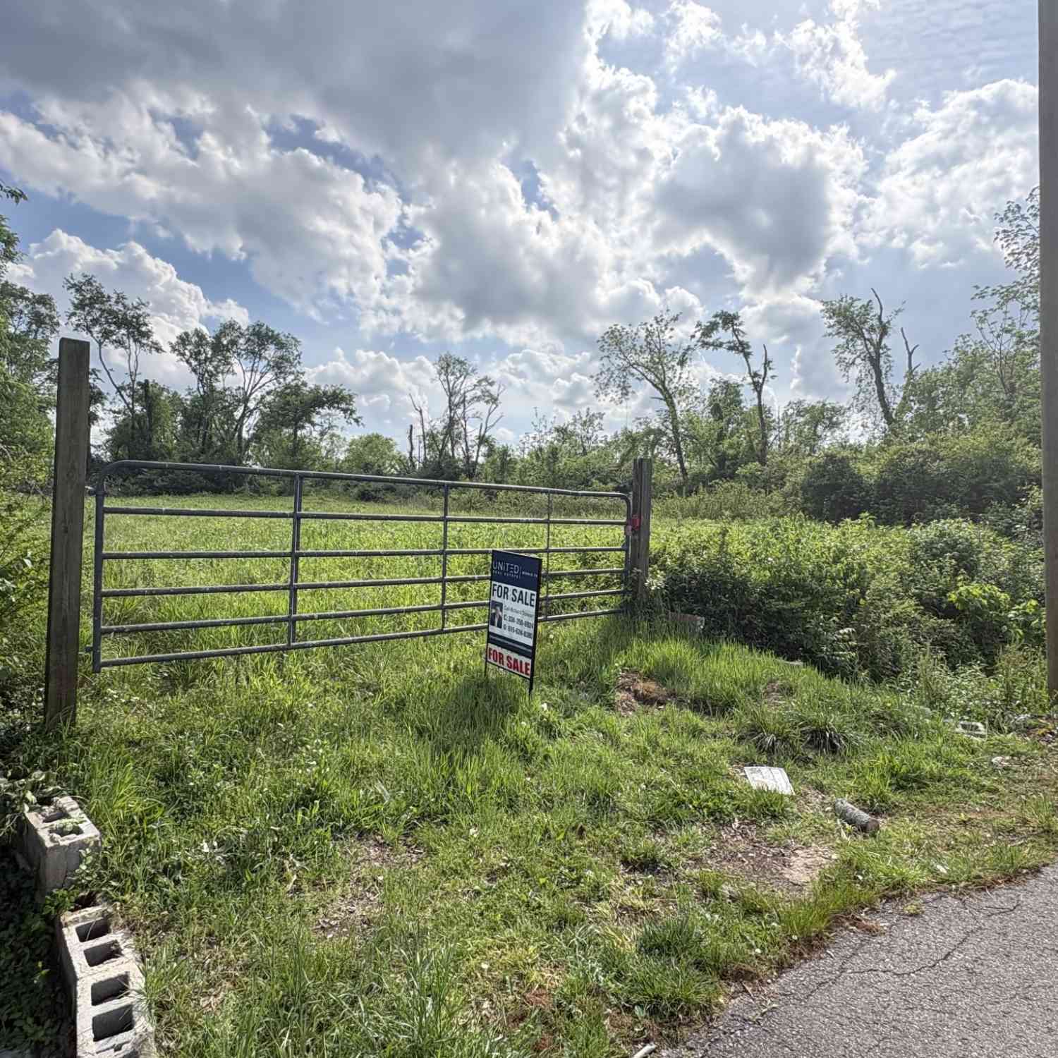 Vacant Land For Sale - 215 Old Amqui Rd<br/> Madison, TN 37115