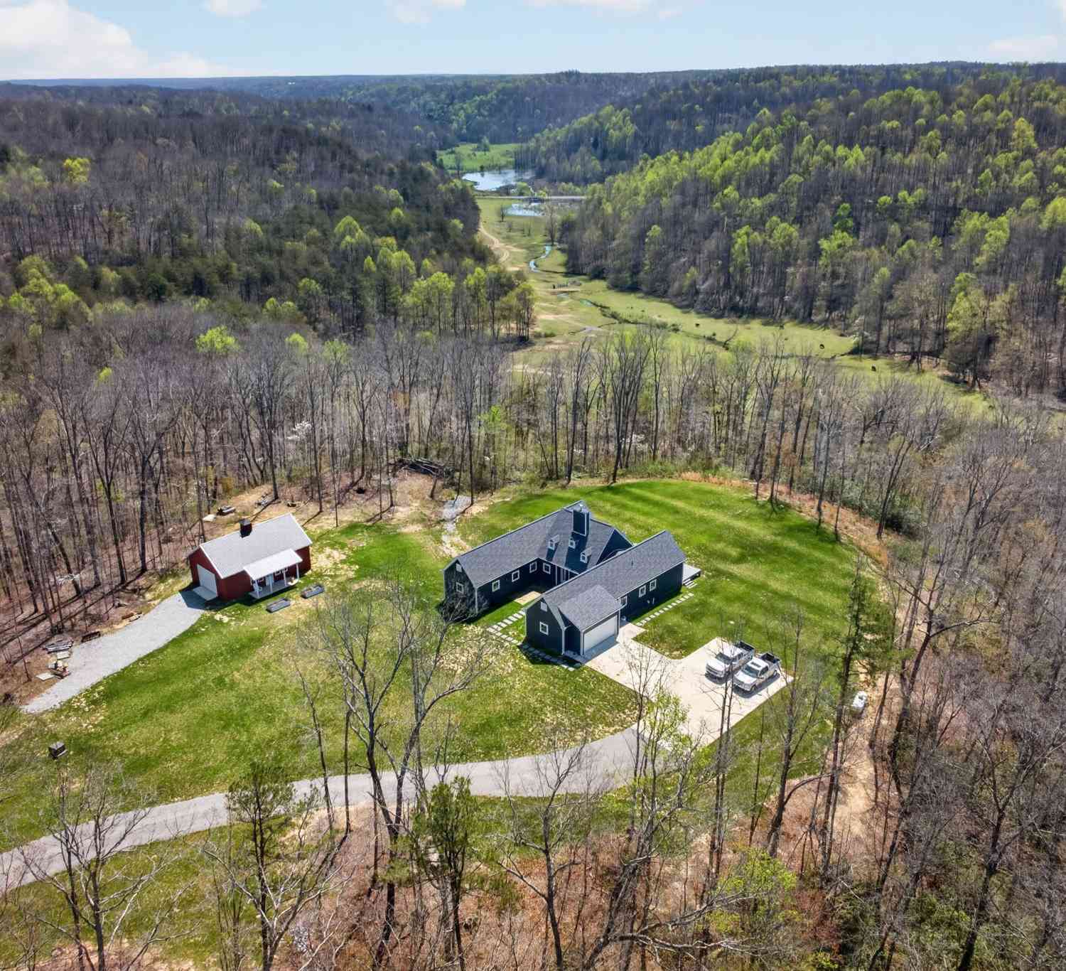 Homes For Sale - 1499 Doe And Fawn Ln<br/> Crawford, TN 38554