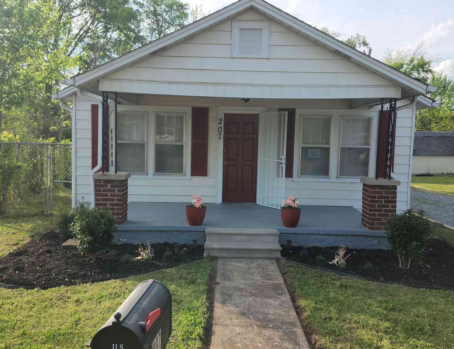 Homes For Sale - 207 28th St<br/> Old Hickory, TN 37138