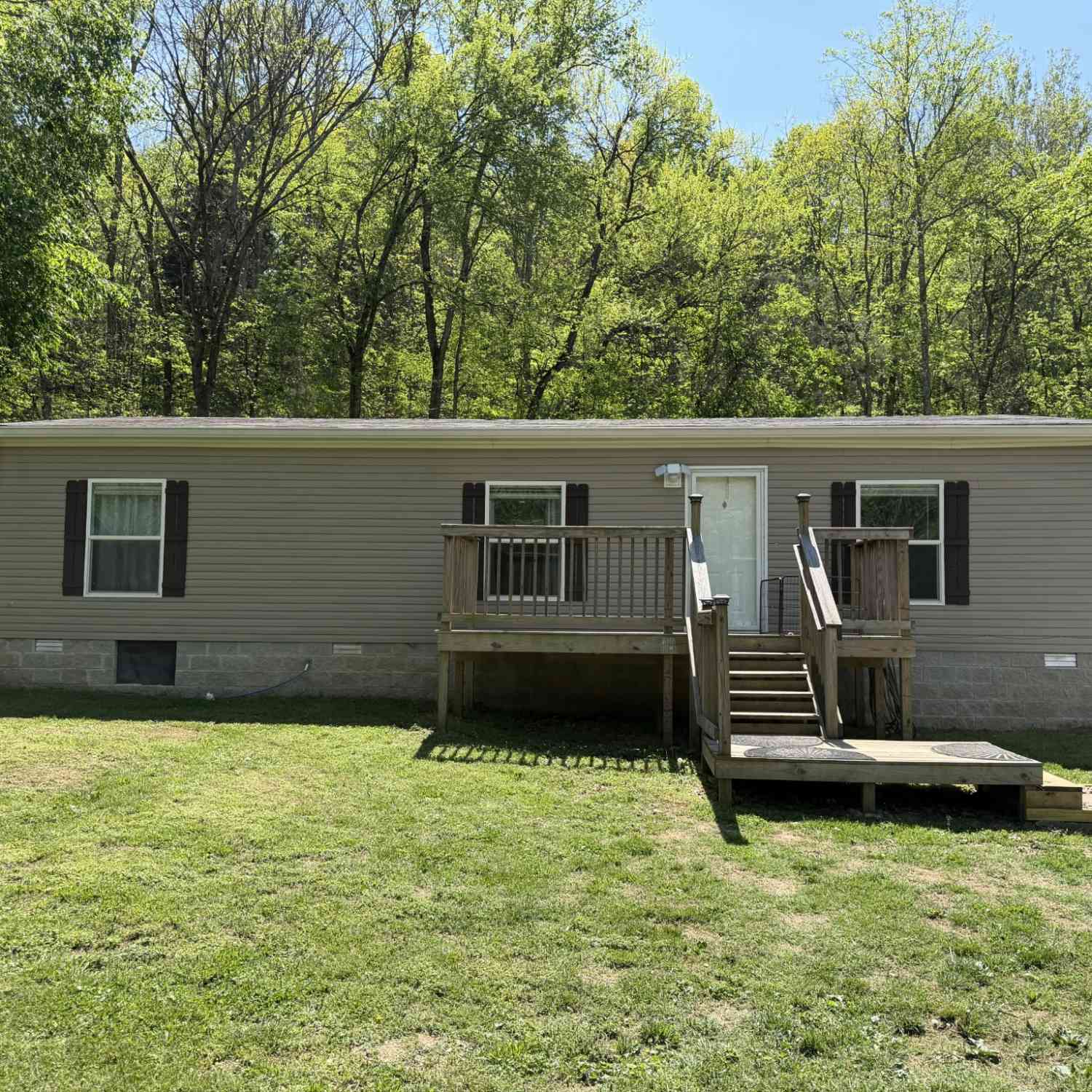 Mobile Home For Sale - 1851 Hicks Hollow Rd<br/> Macon County, Westmoreland, TN 37186