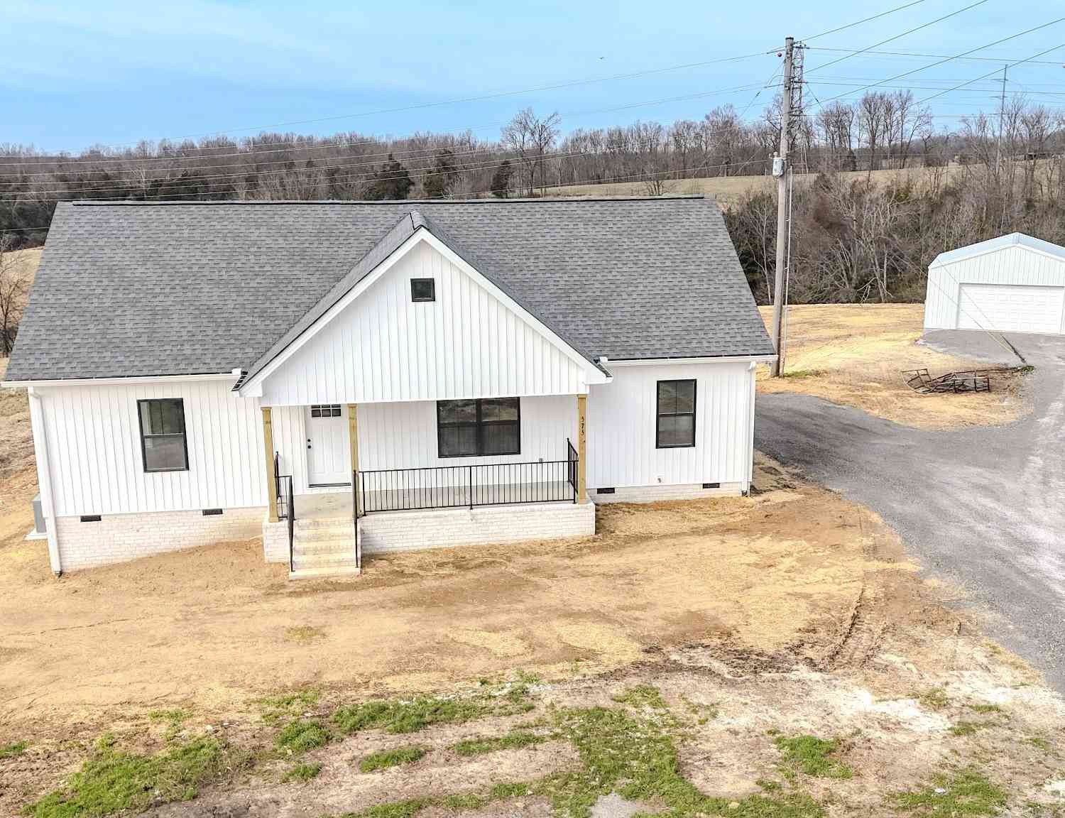 Homes For Sale - 575 Pleasant Hill Rd<br/> Macon County, Lafayette, TN 37083