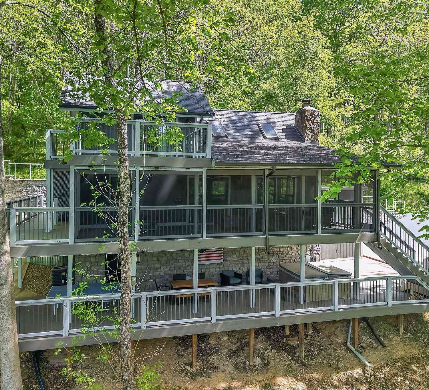 Homes For Sale - 1097 Floating Mill Village Road<br/> Dekalb County, Silver Point, TN 38582