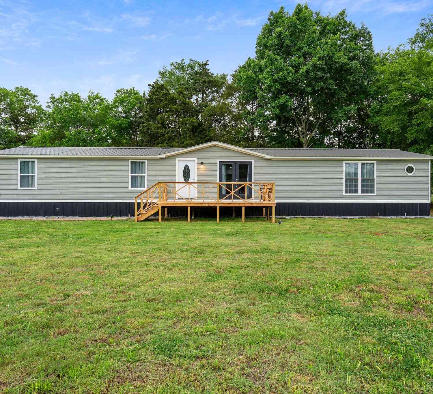 Mobile Home For Sale - 1769 Halls Mill Rd<br/> Bedford County County, Unionville, TN 37180