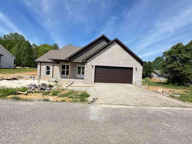 Homes For Sale - 100 Lexie Ln<br/> Lawrence County County, Lawrenceburg, TN 38464